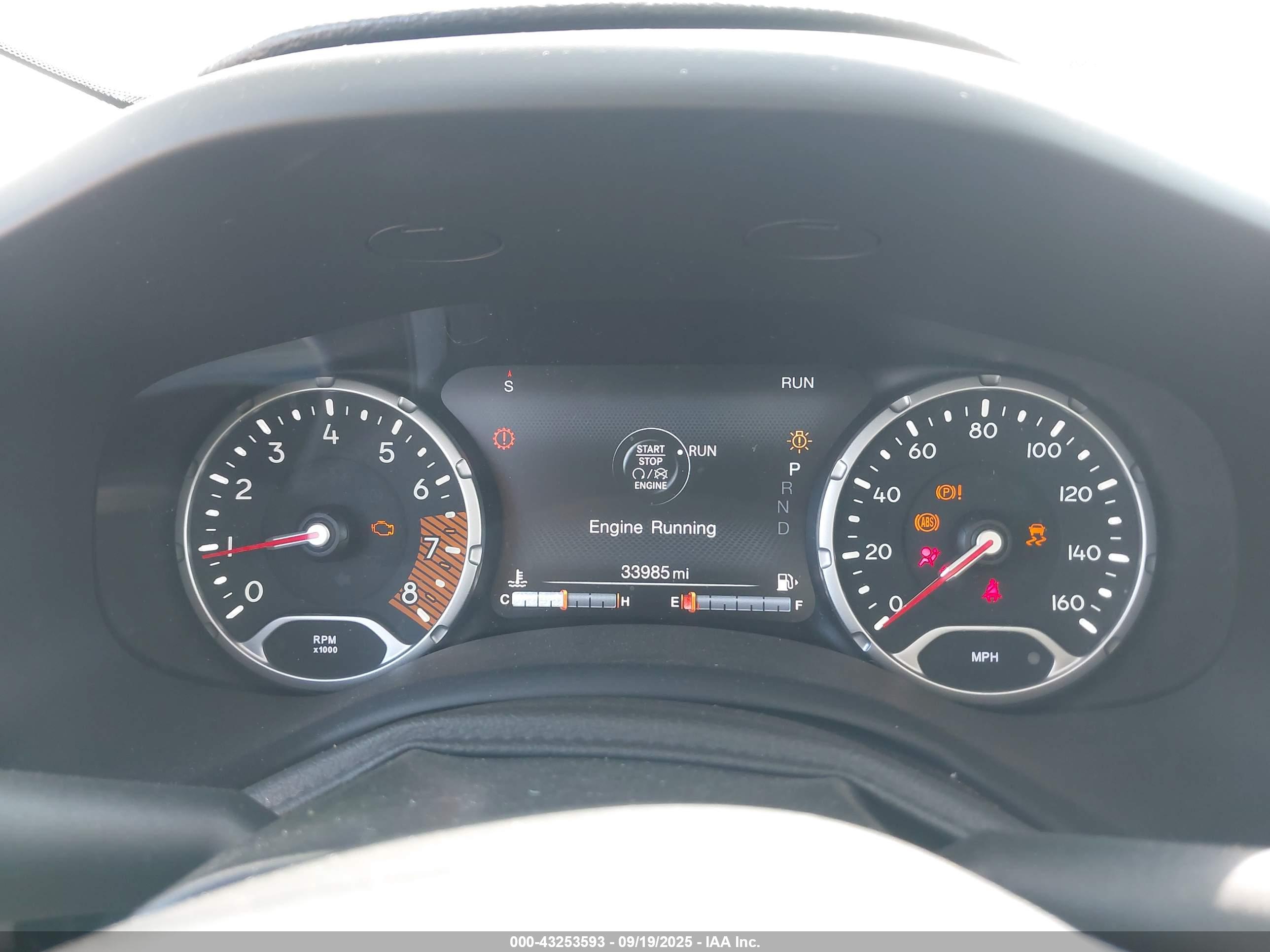 JEEP RENEGADE image 7