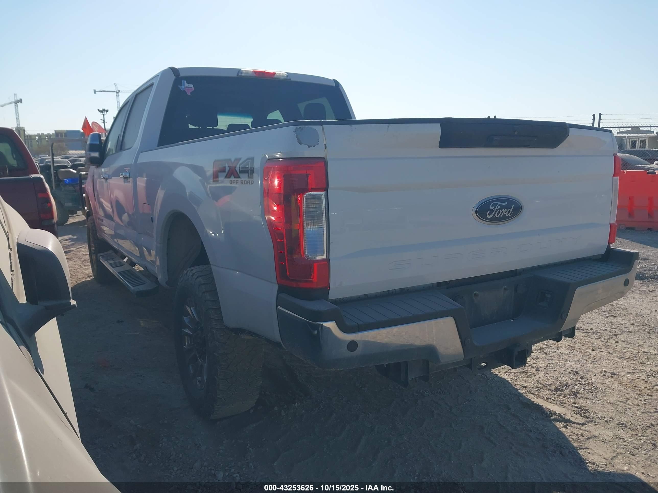FORD F-250 image 3