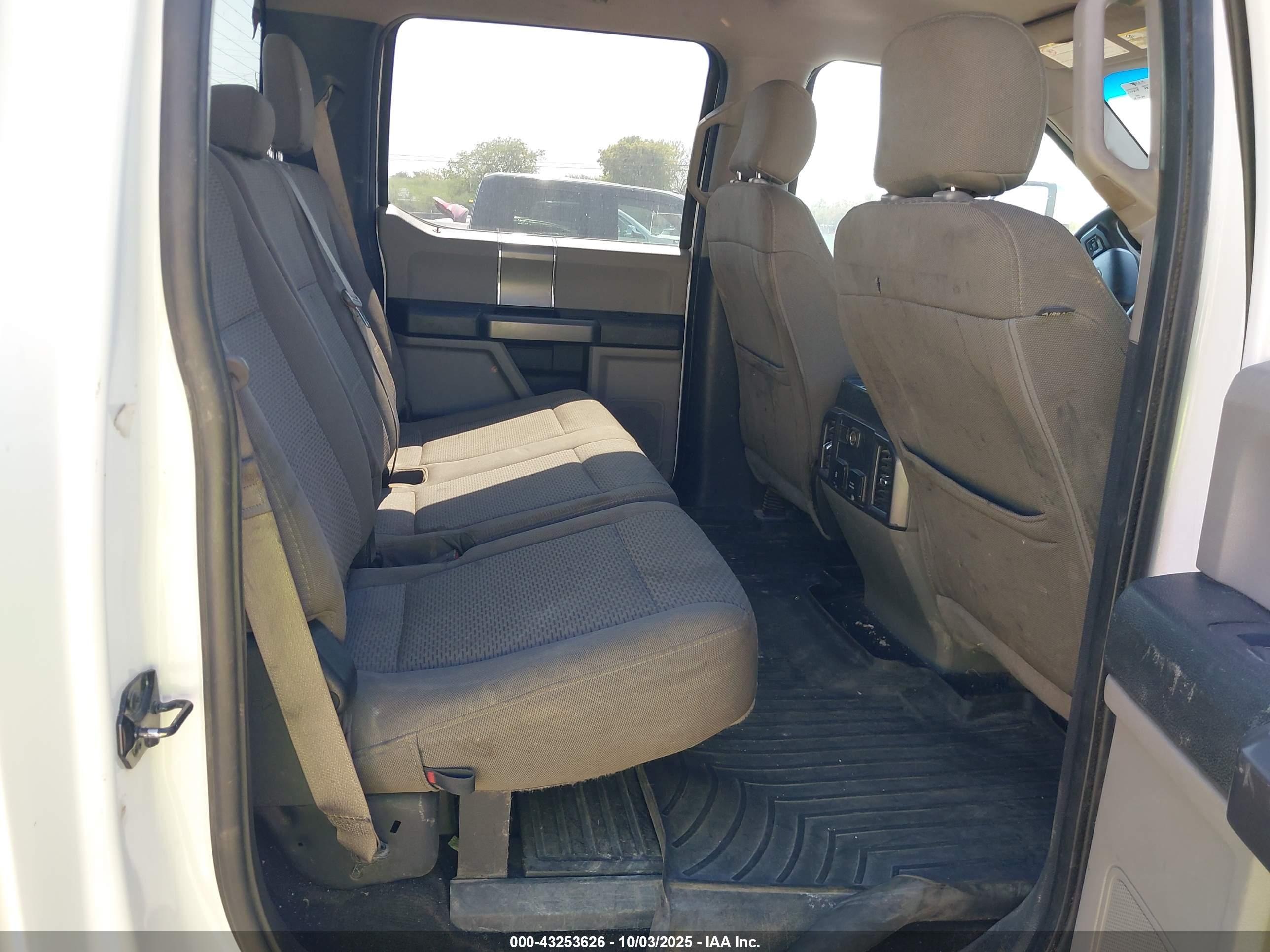 FORD F-250 image 8