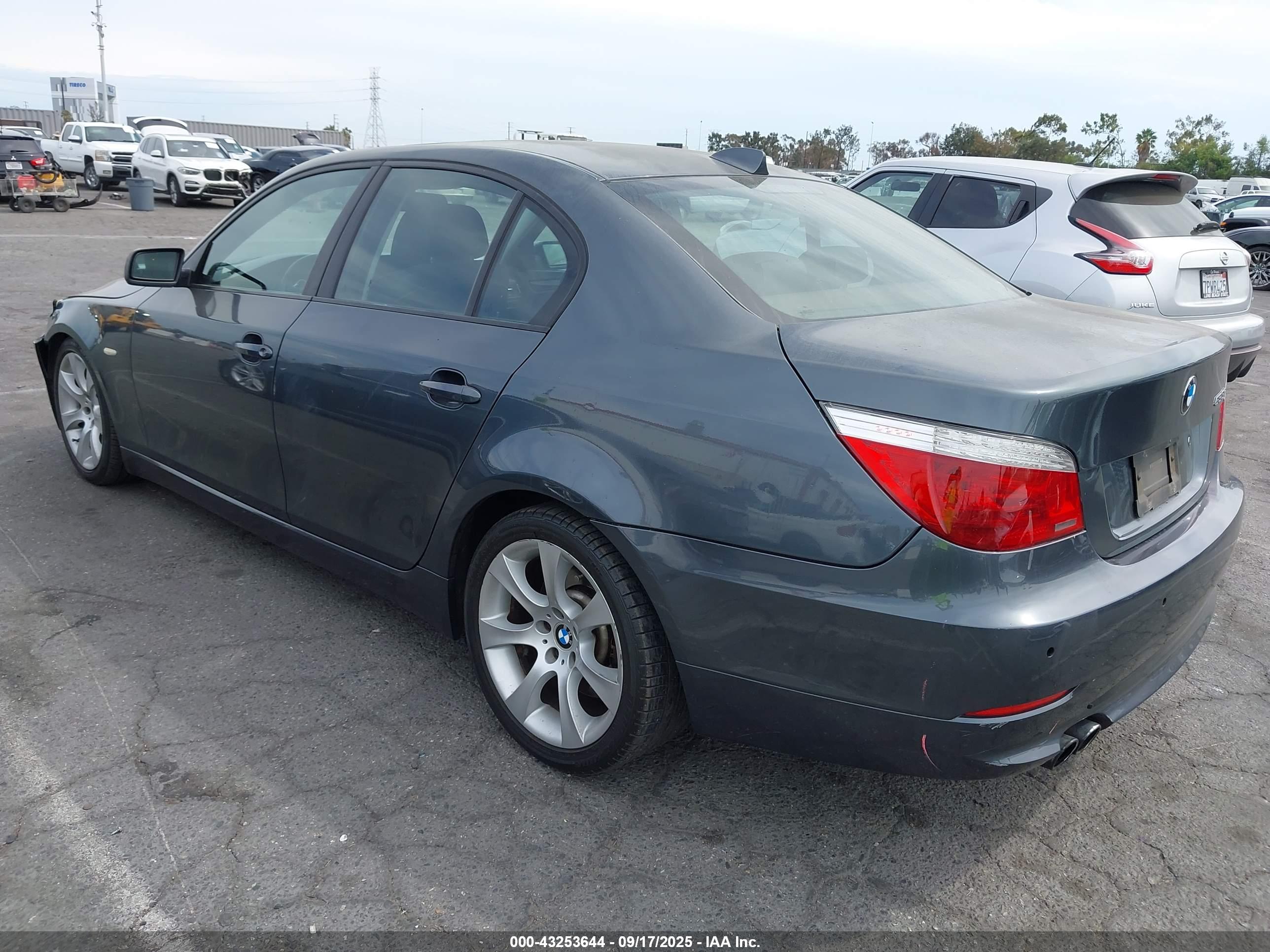 BMW 535I image 3