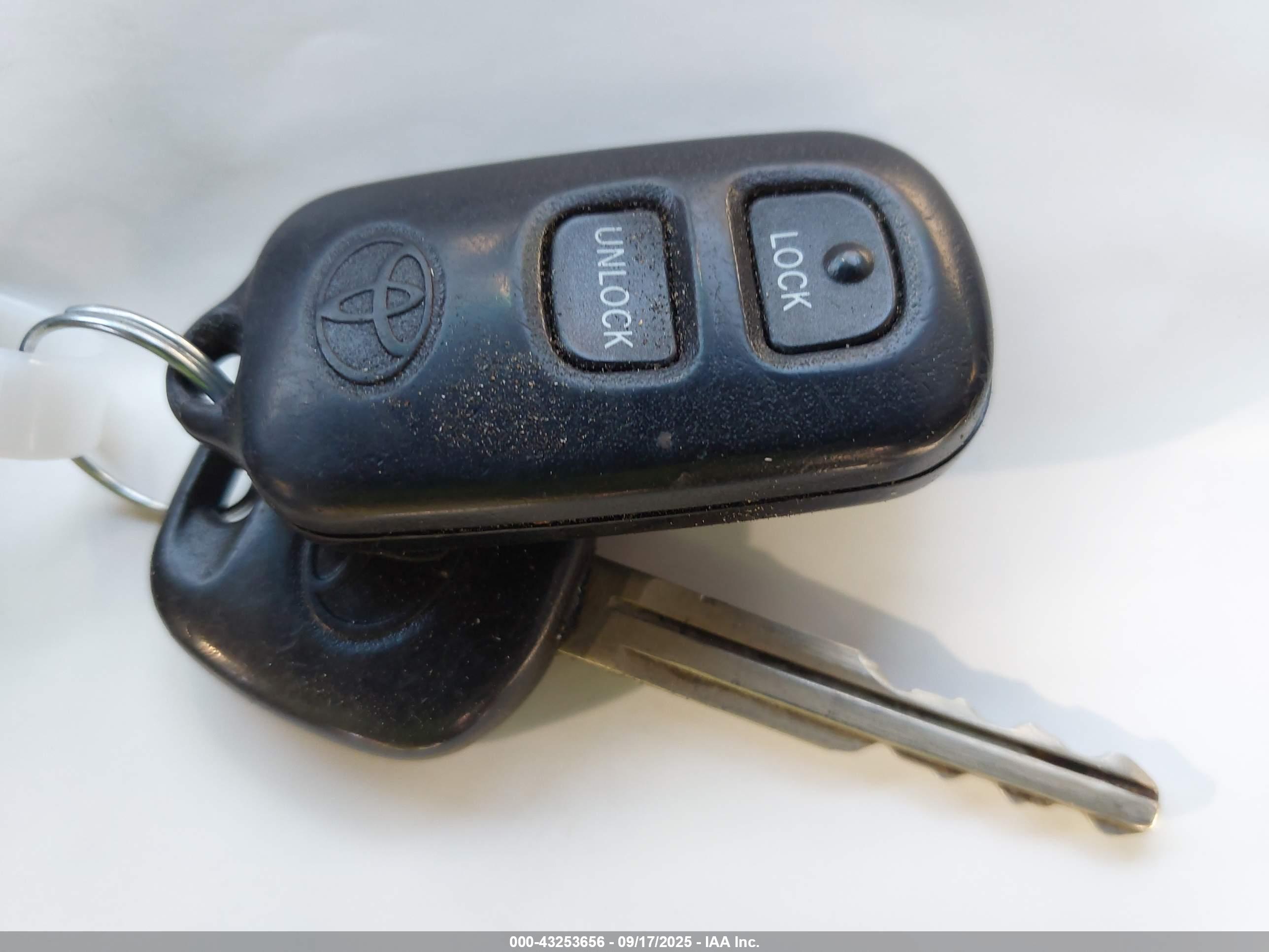 TOYOTA HIGHLANDER image 11