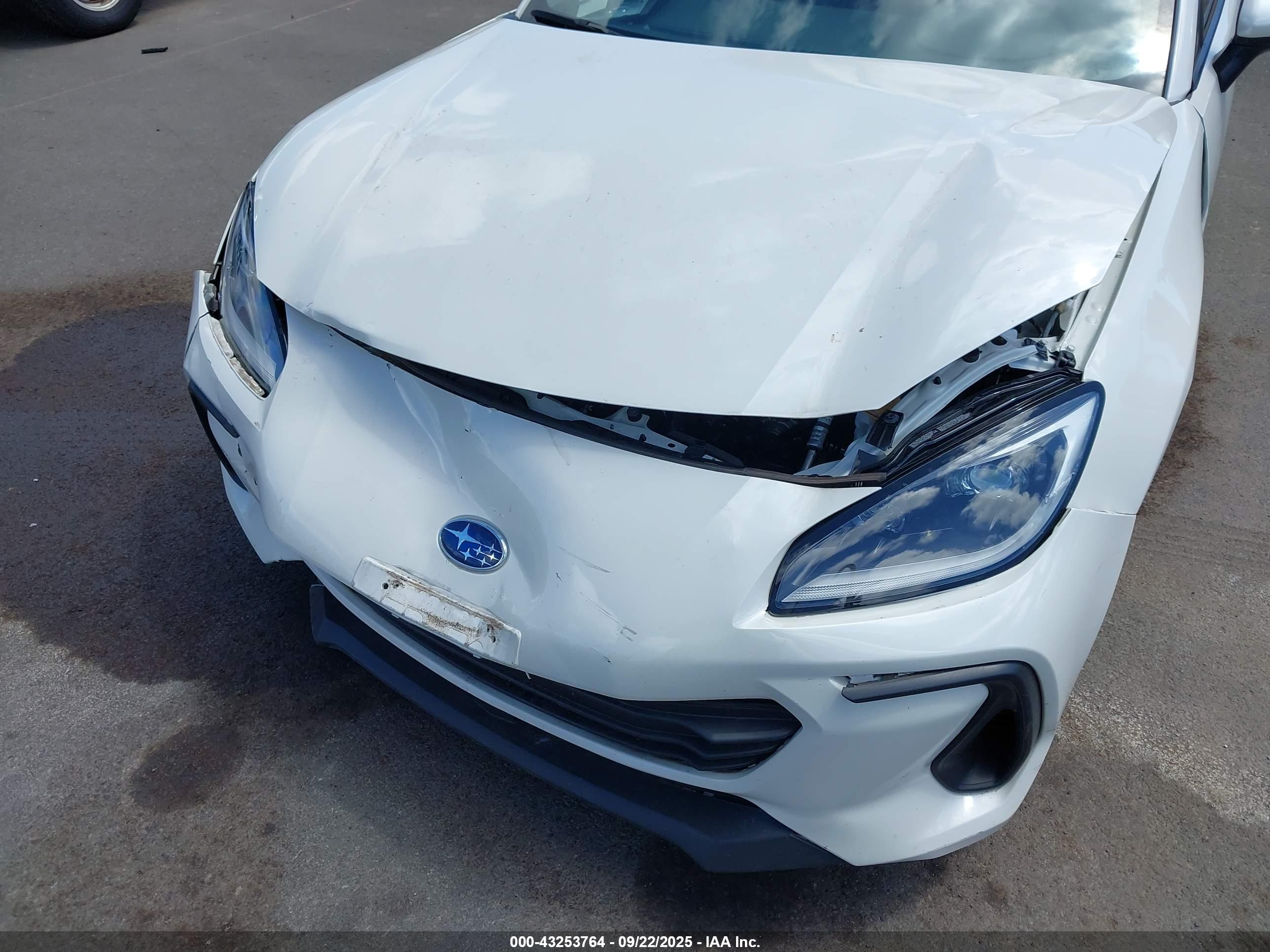 SUBARU BRZ image 6