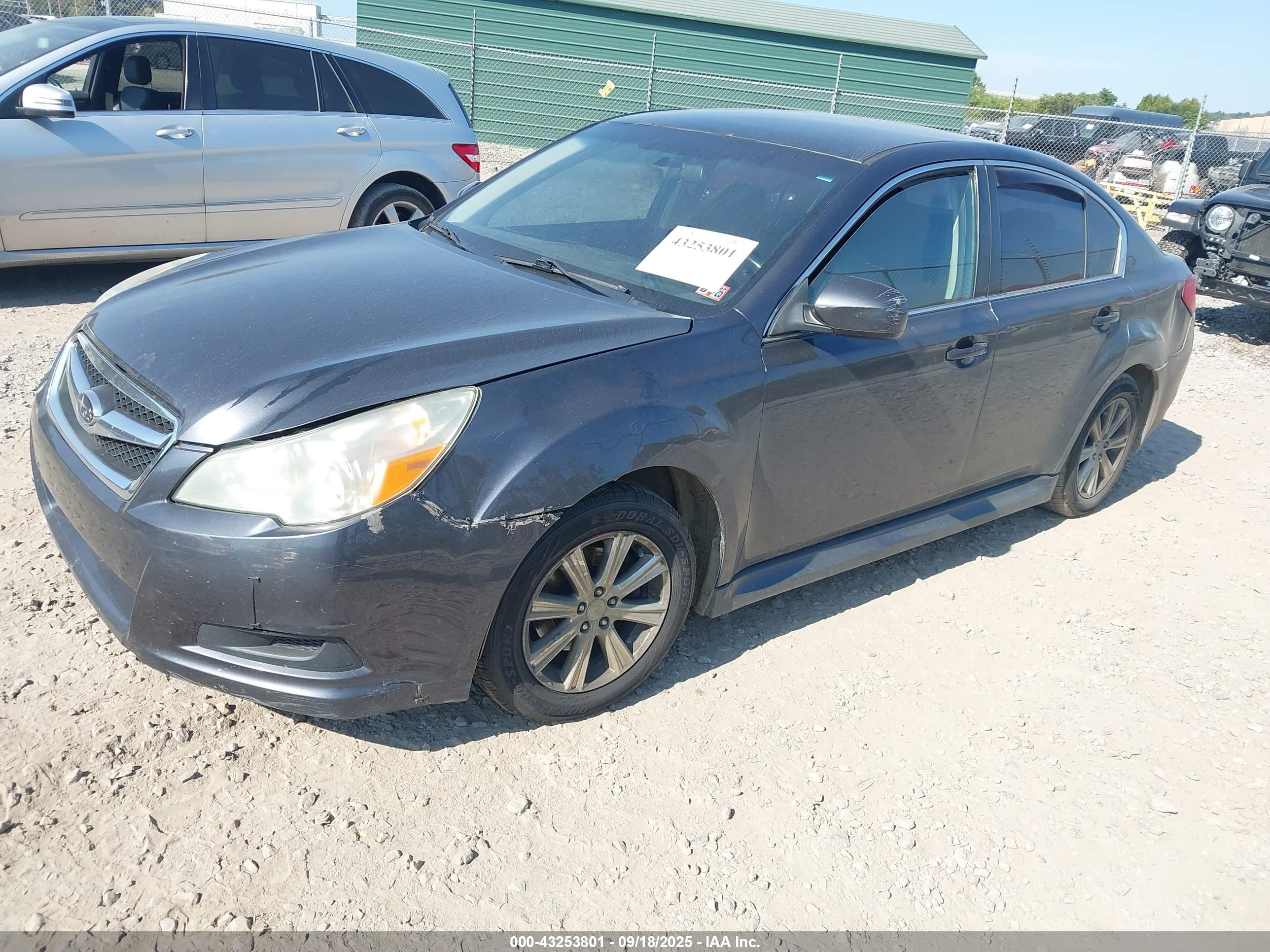 SUBARU LEGACY image 2
