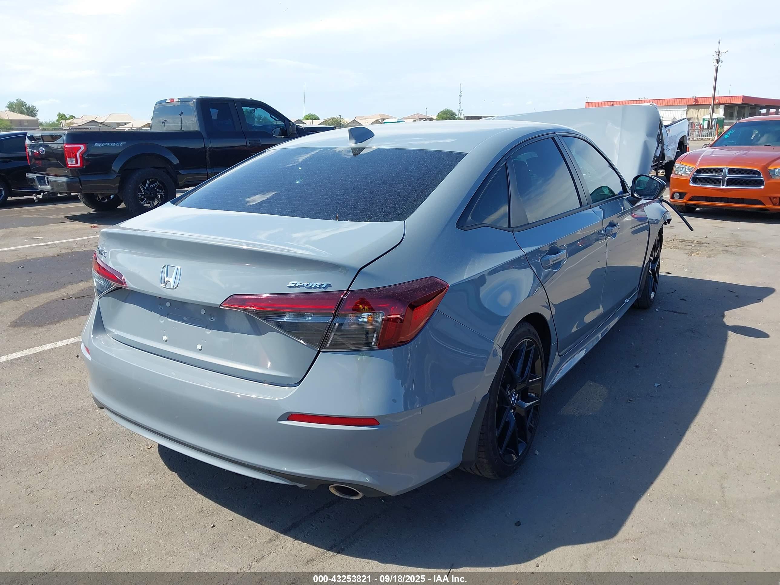 HONDA CIVIC image 4