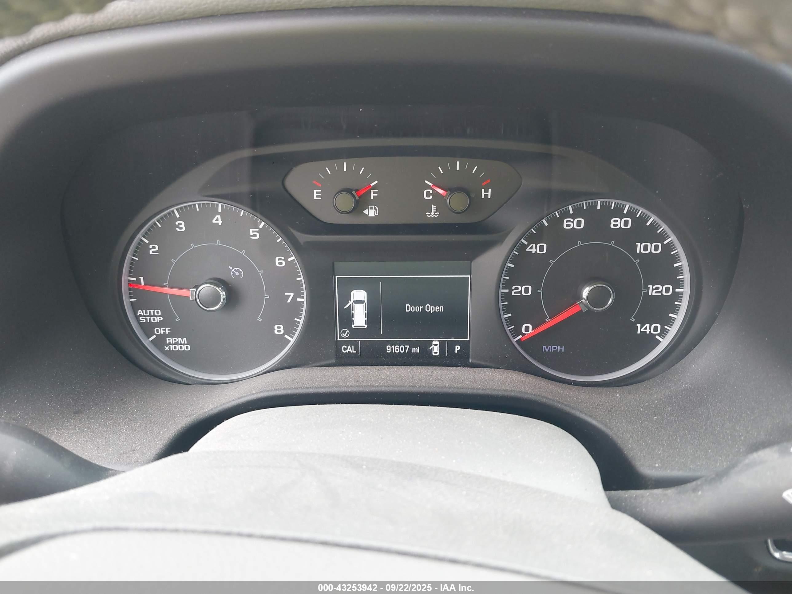GMC ACADIA image 7