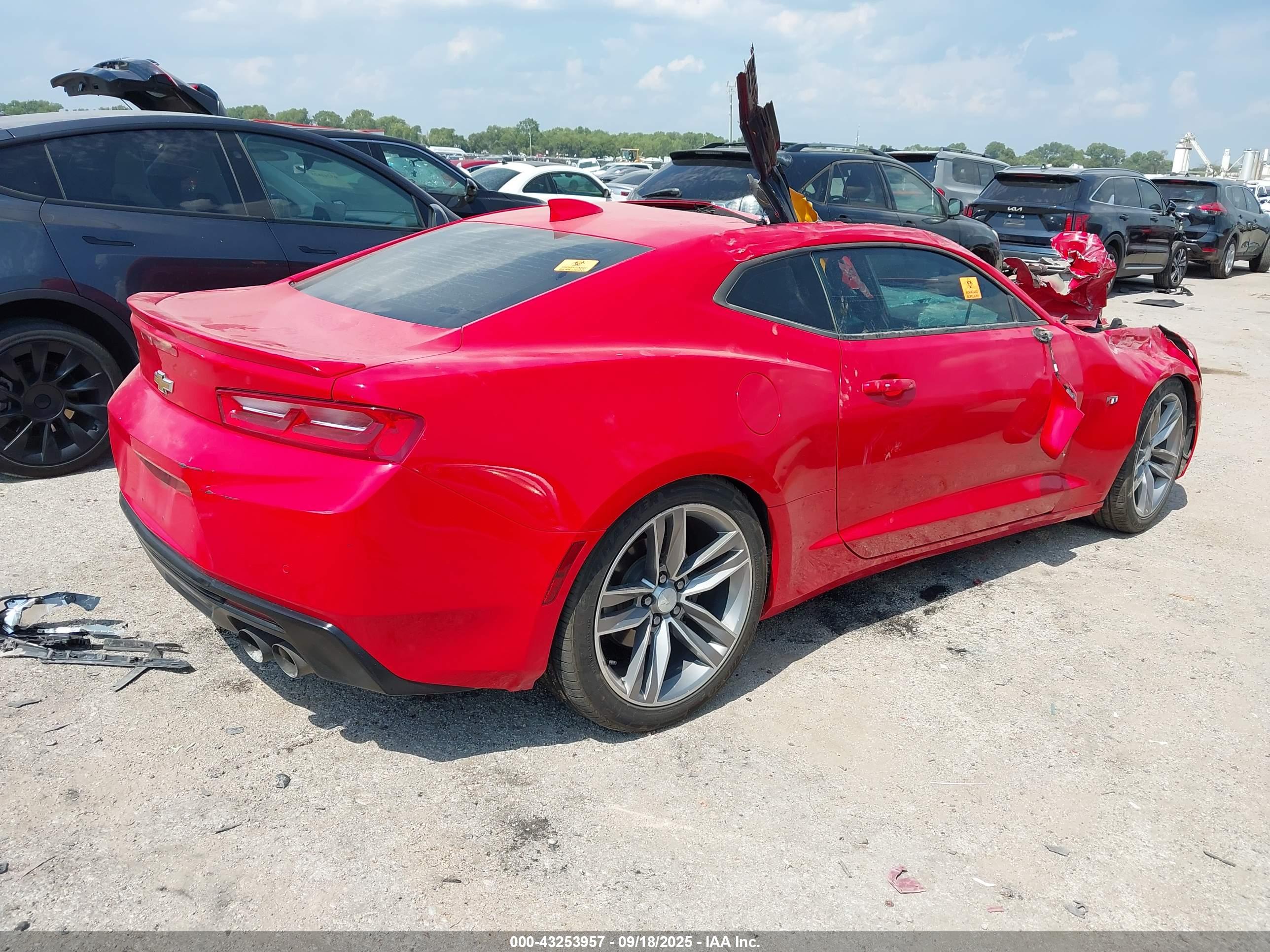 CHEVROLET CAMARO image 4