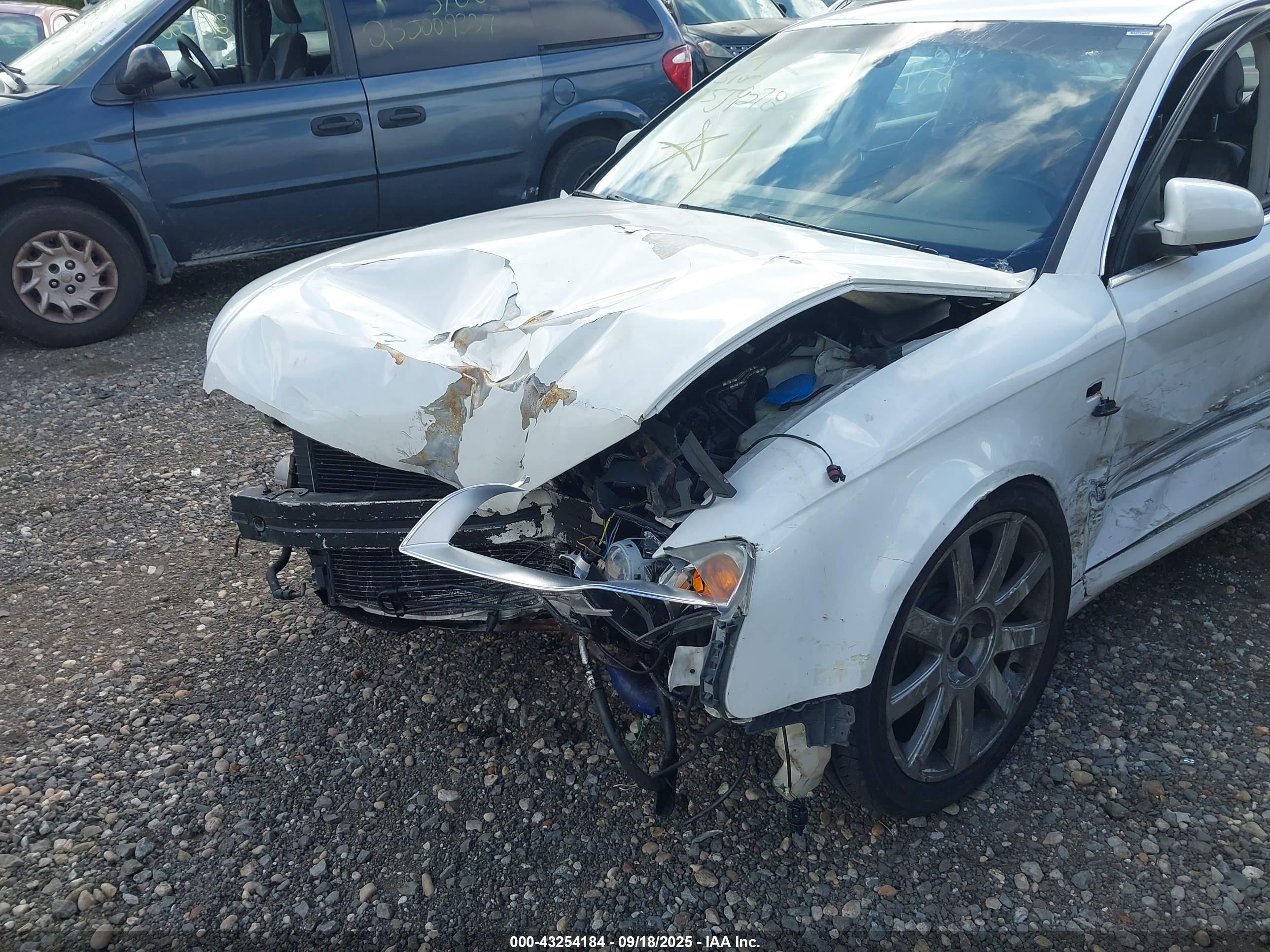 AUDI A4 image 6