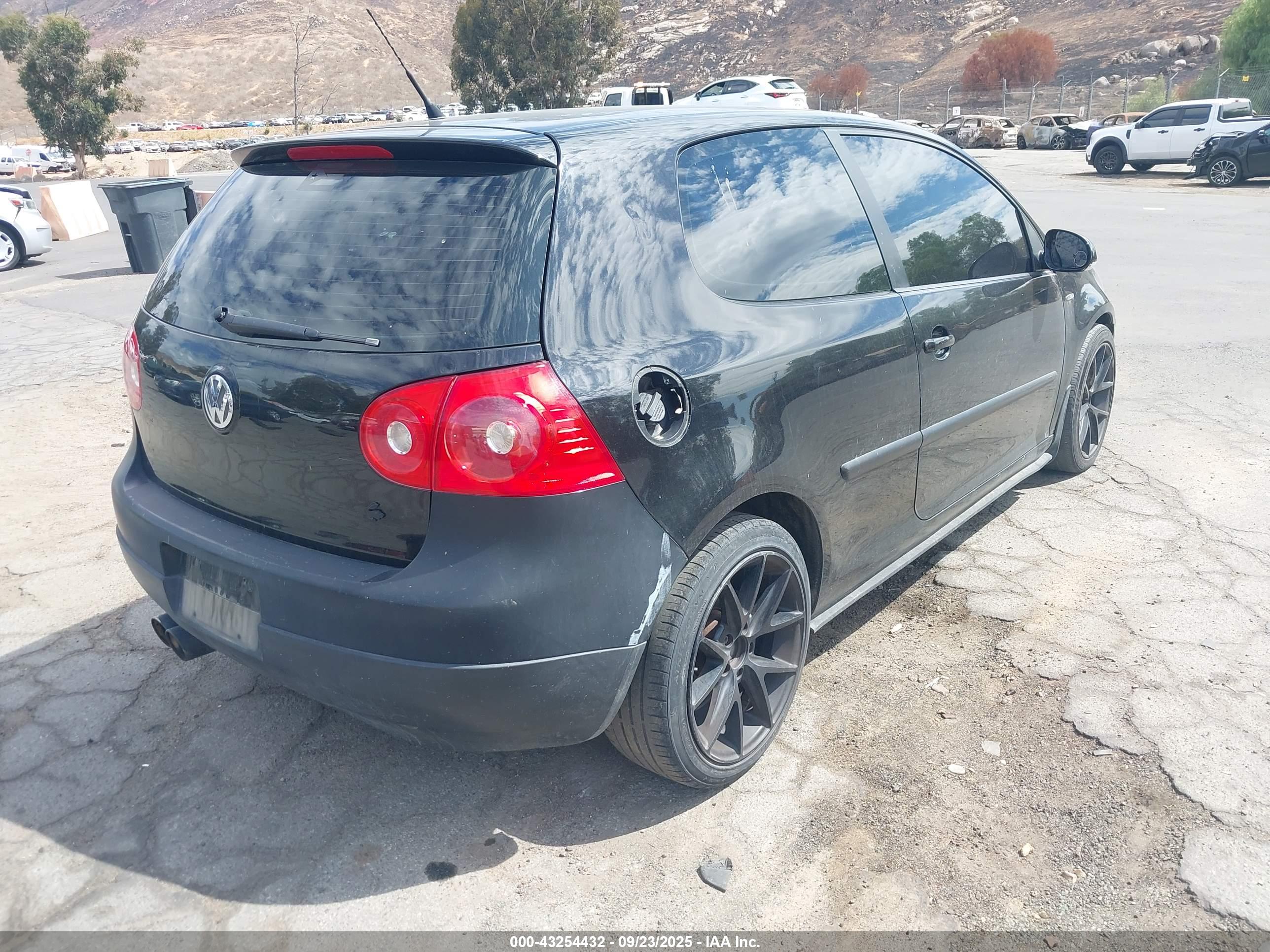 VOLKSWAGEN RABBIT image 4