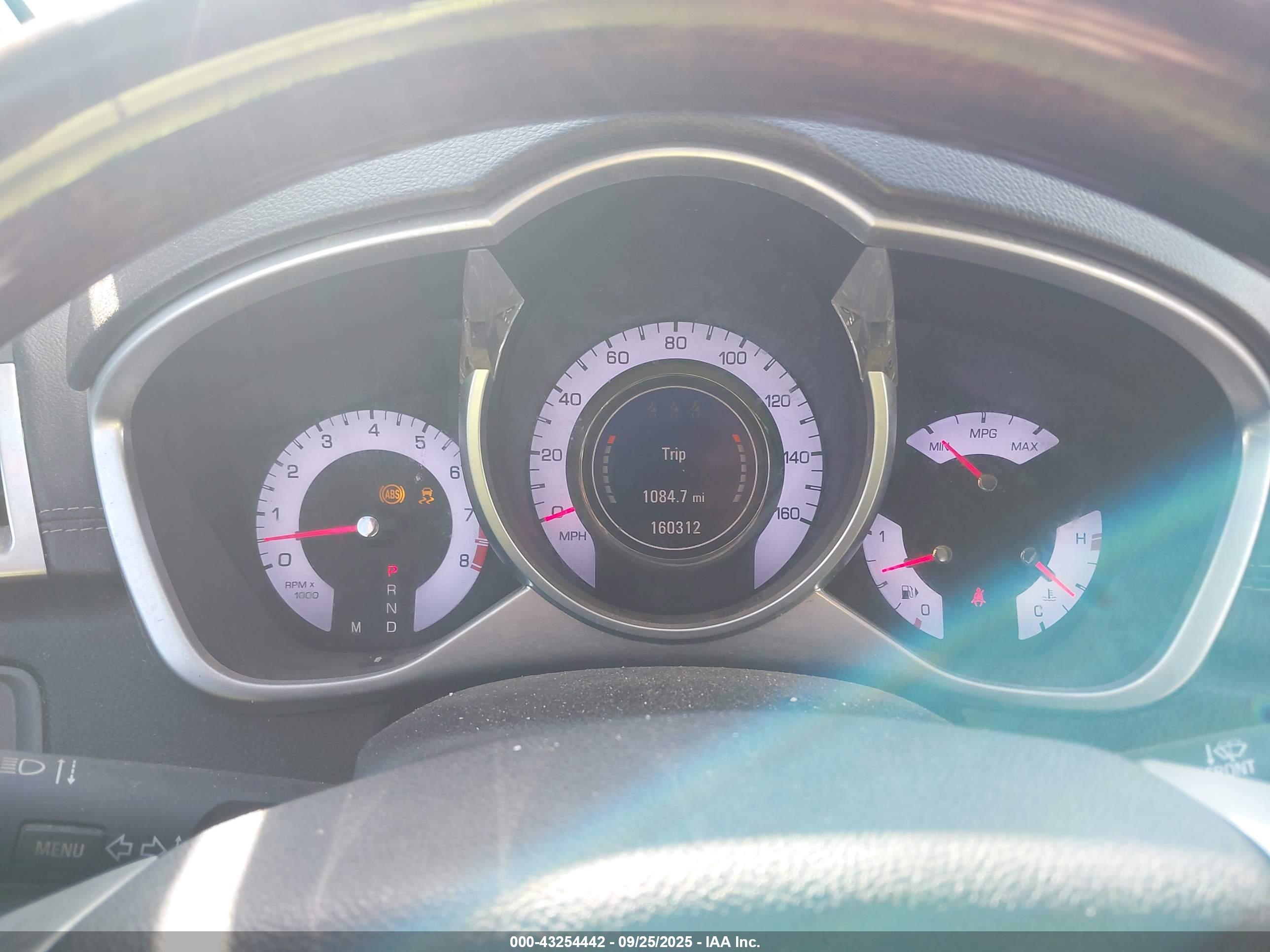 CADILLAC SRX image 7