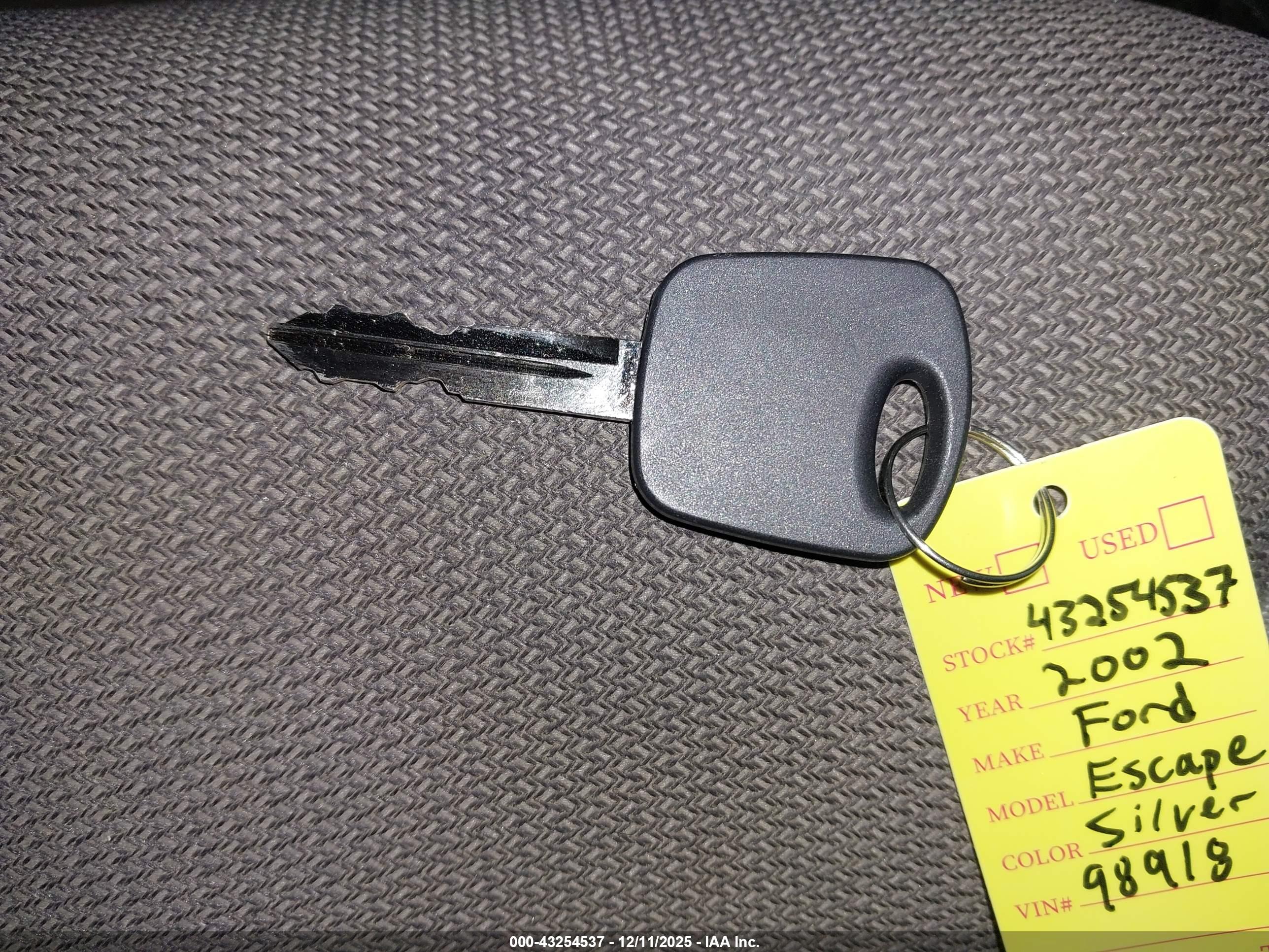 FORD ESCAPE image 11