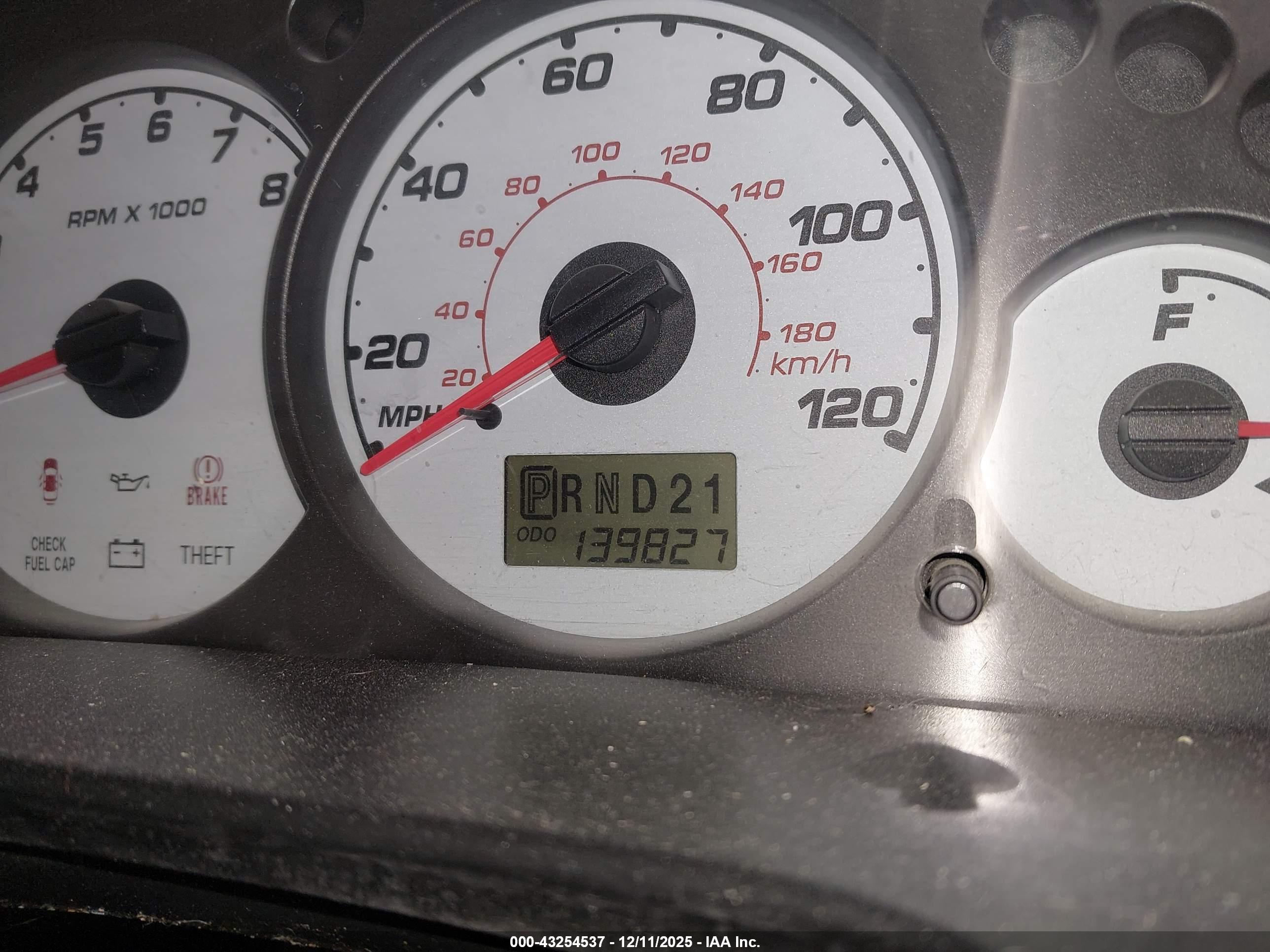 FORD ESCAPE image 7