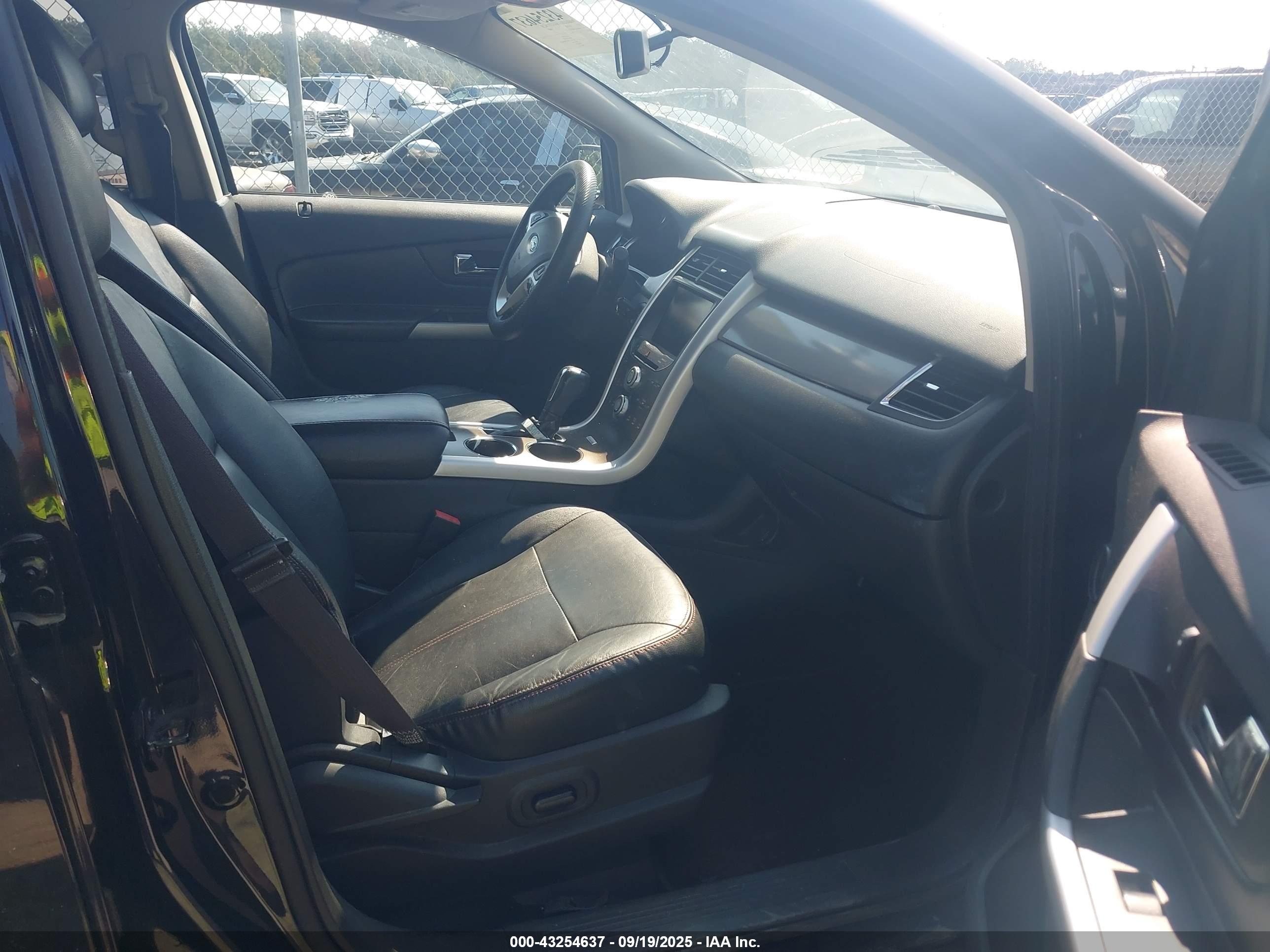 FORD EDGE image 5
