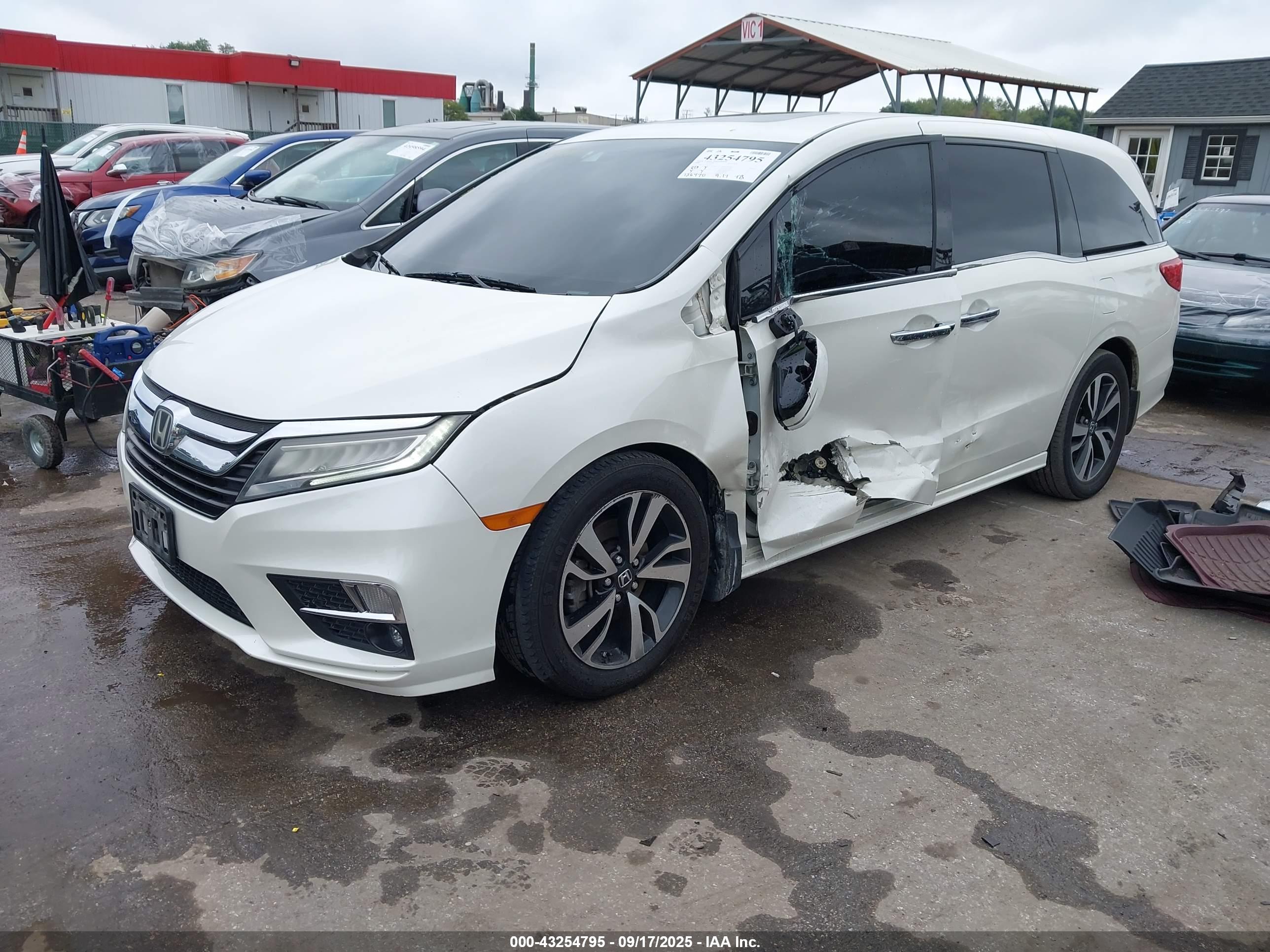 HONDA ODYSSEY image 2