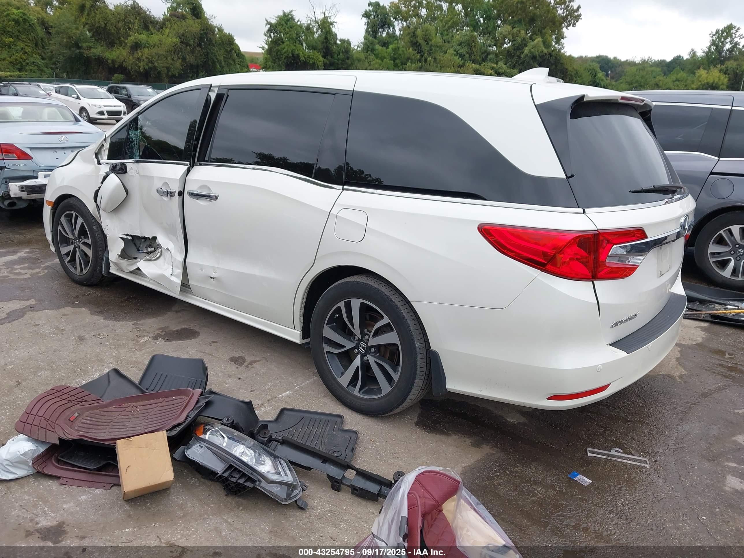 HONDA ODYSSEY image 3