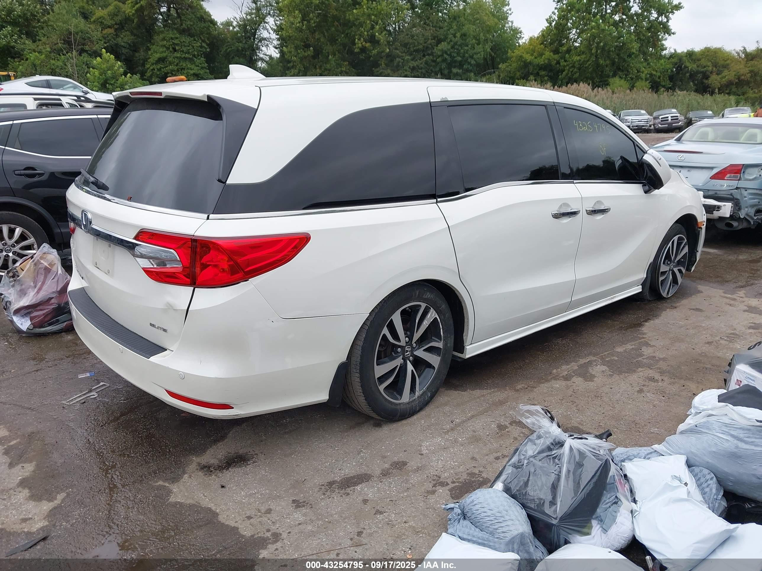 HONDA ODYSSEY image 4