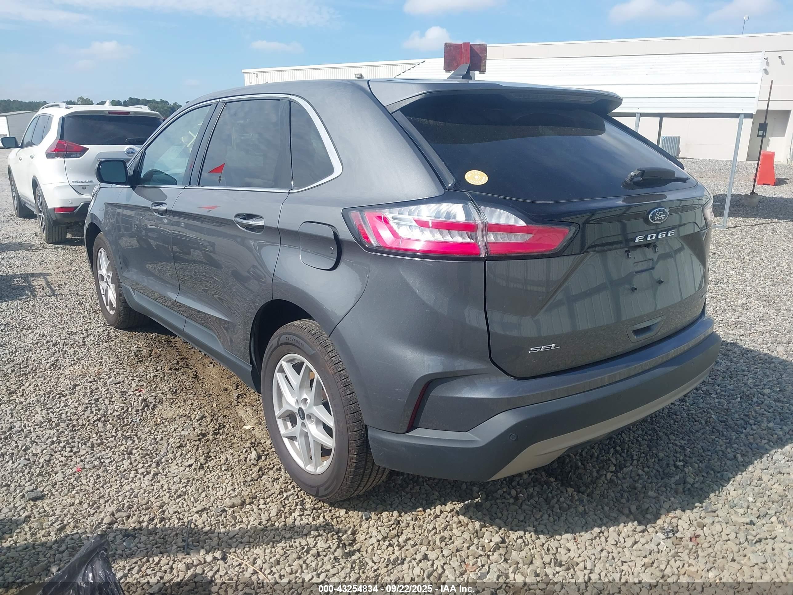 FORD EDGE image 3