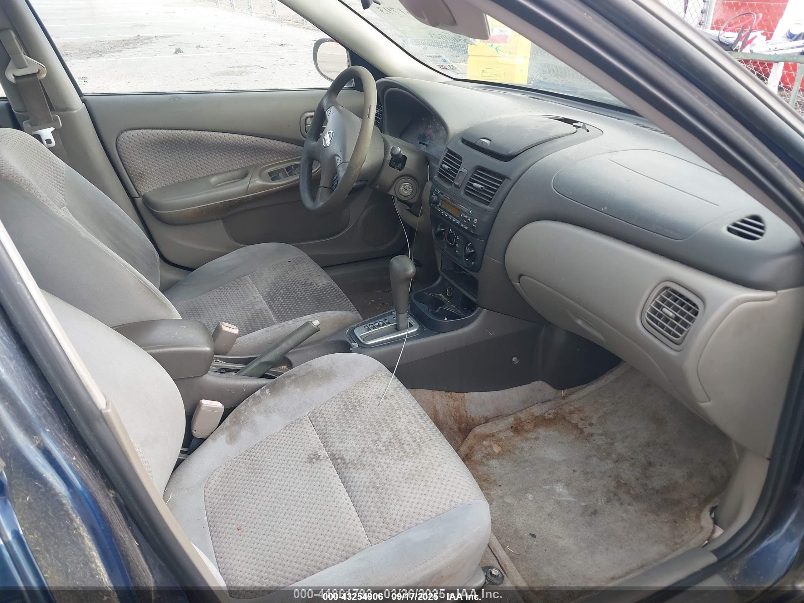 NISSAN SENTRA image 5