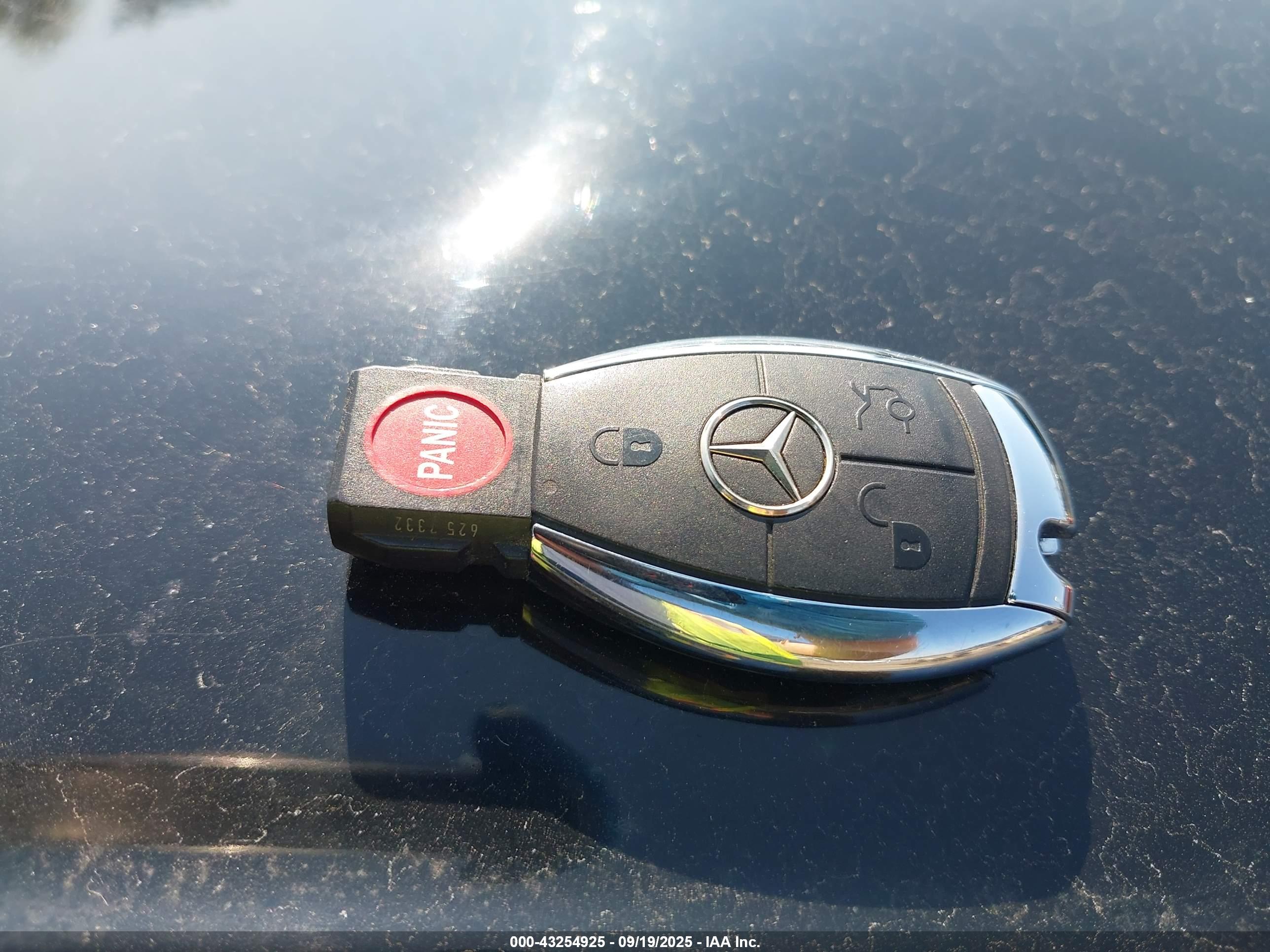 MERCEDES-BENZ SLK image 11