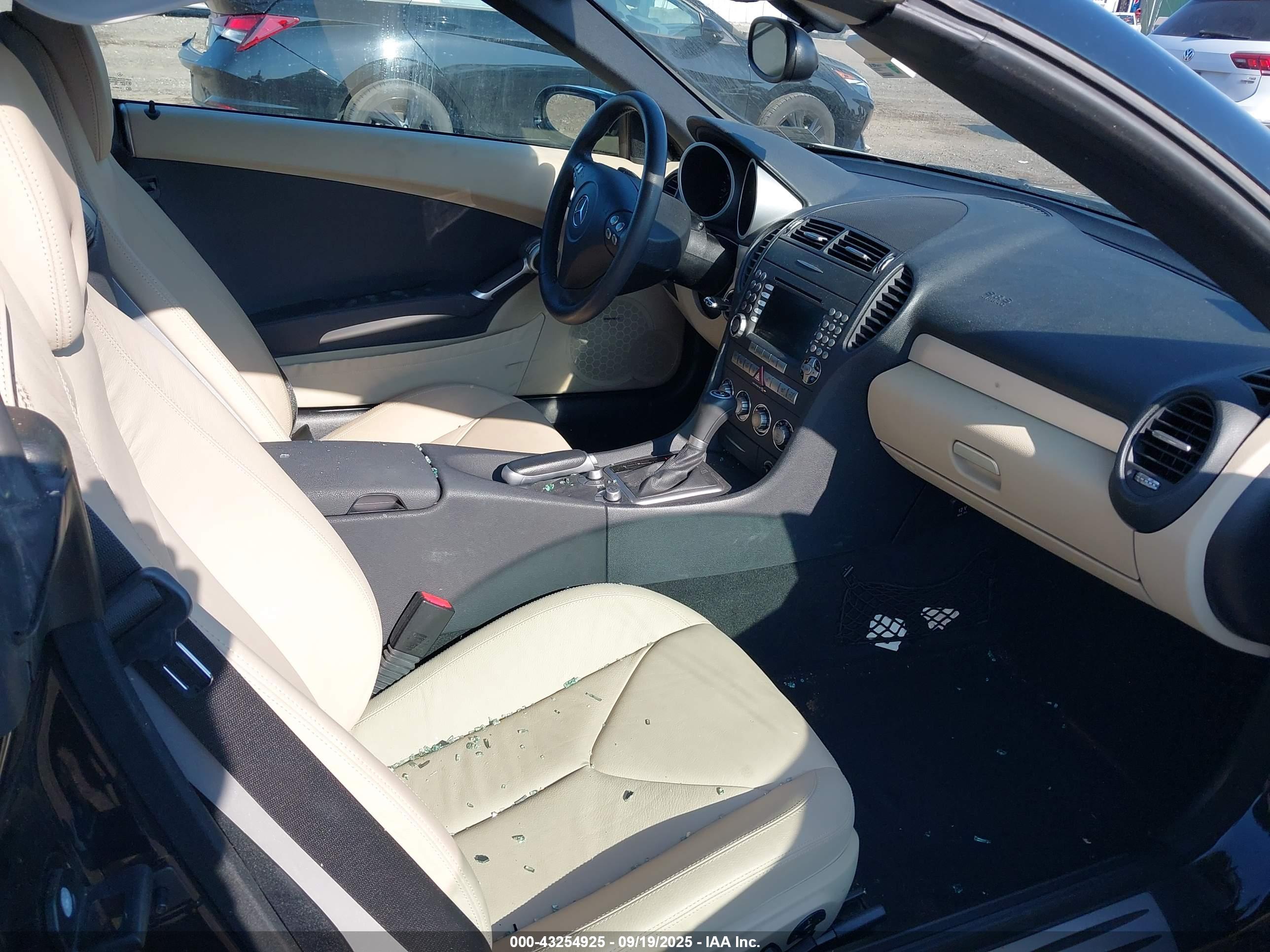 MERCEDES-BENZ SLK image 5