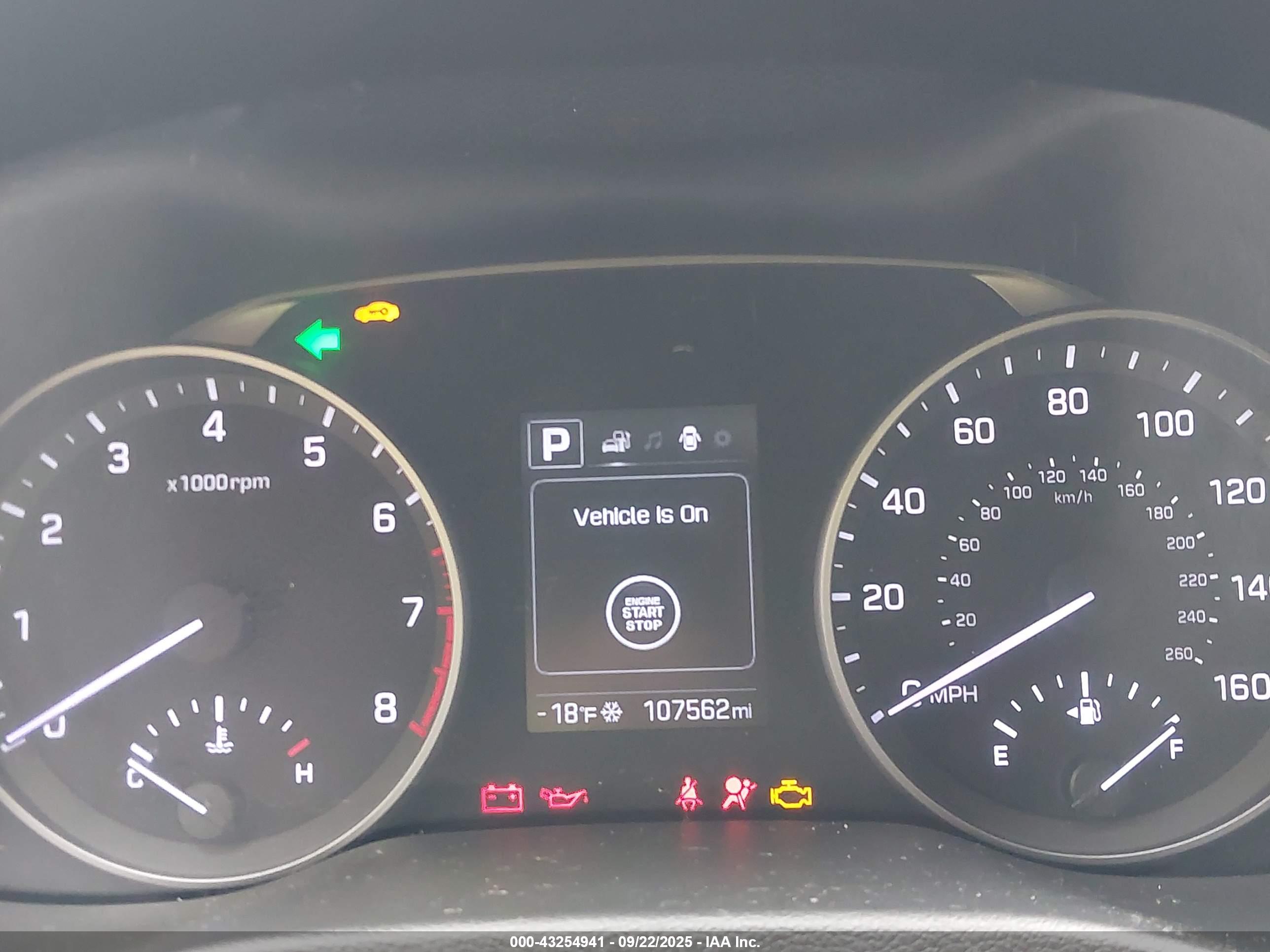 HYUNDAI ELANTRA image 7