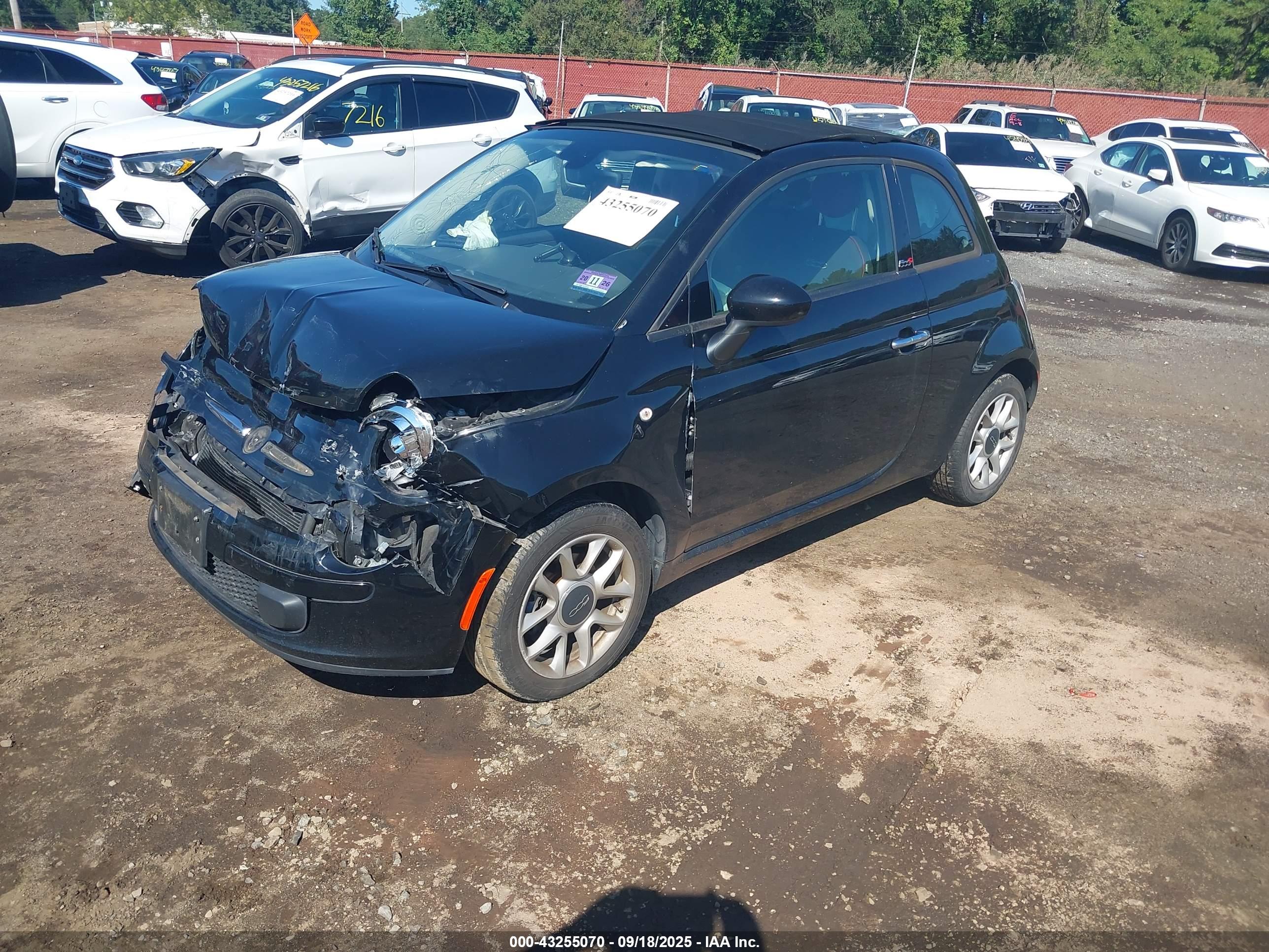 FIAT 500C image 2