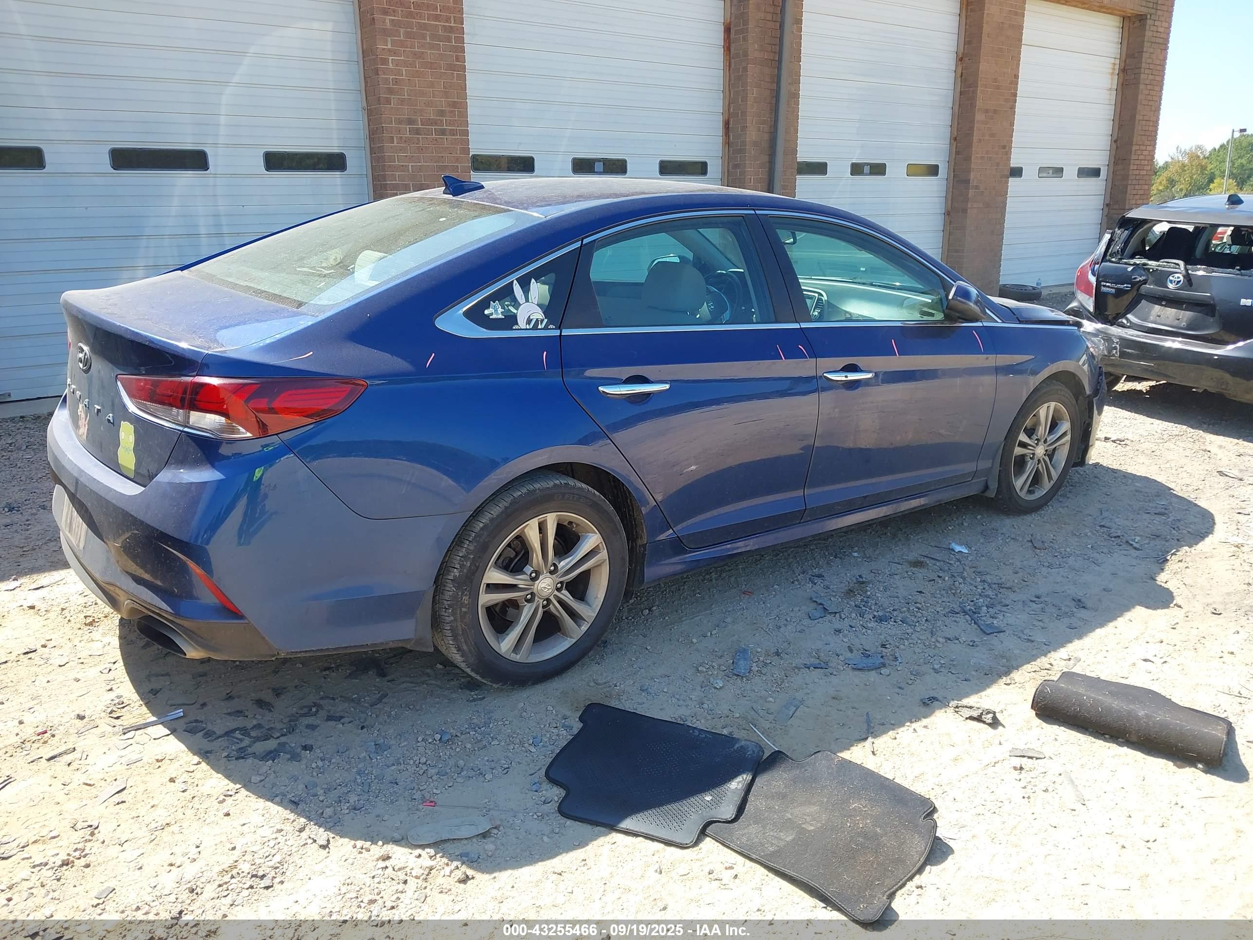 HYUNDAI SONATA image 4
