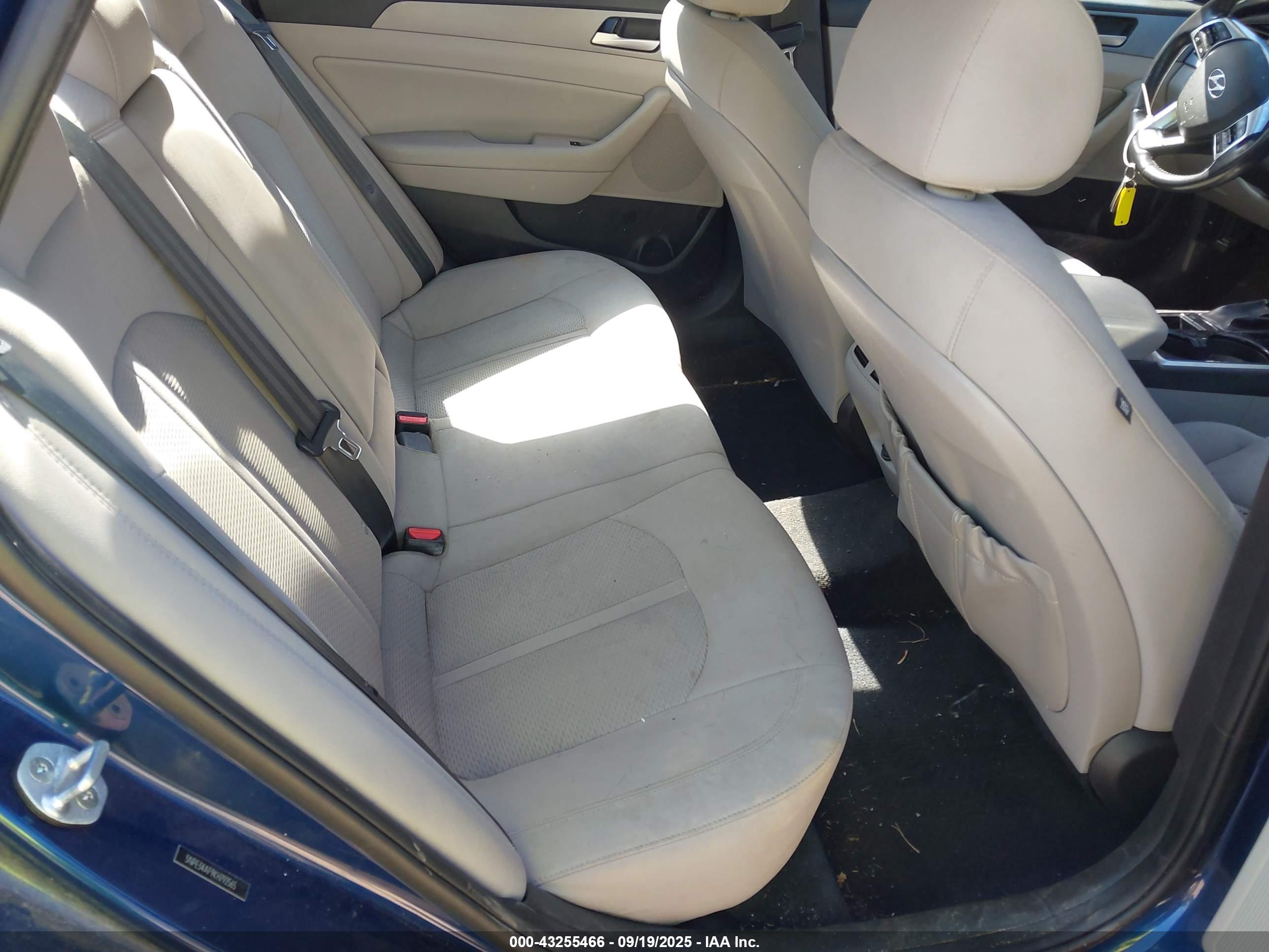 HYUNDAI SONATA image 8