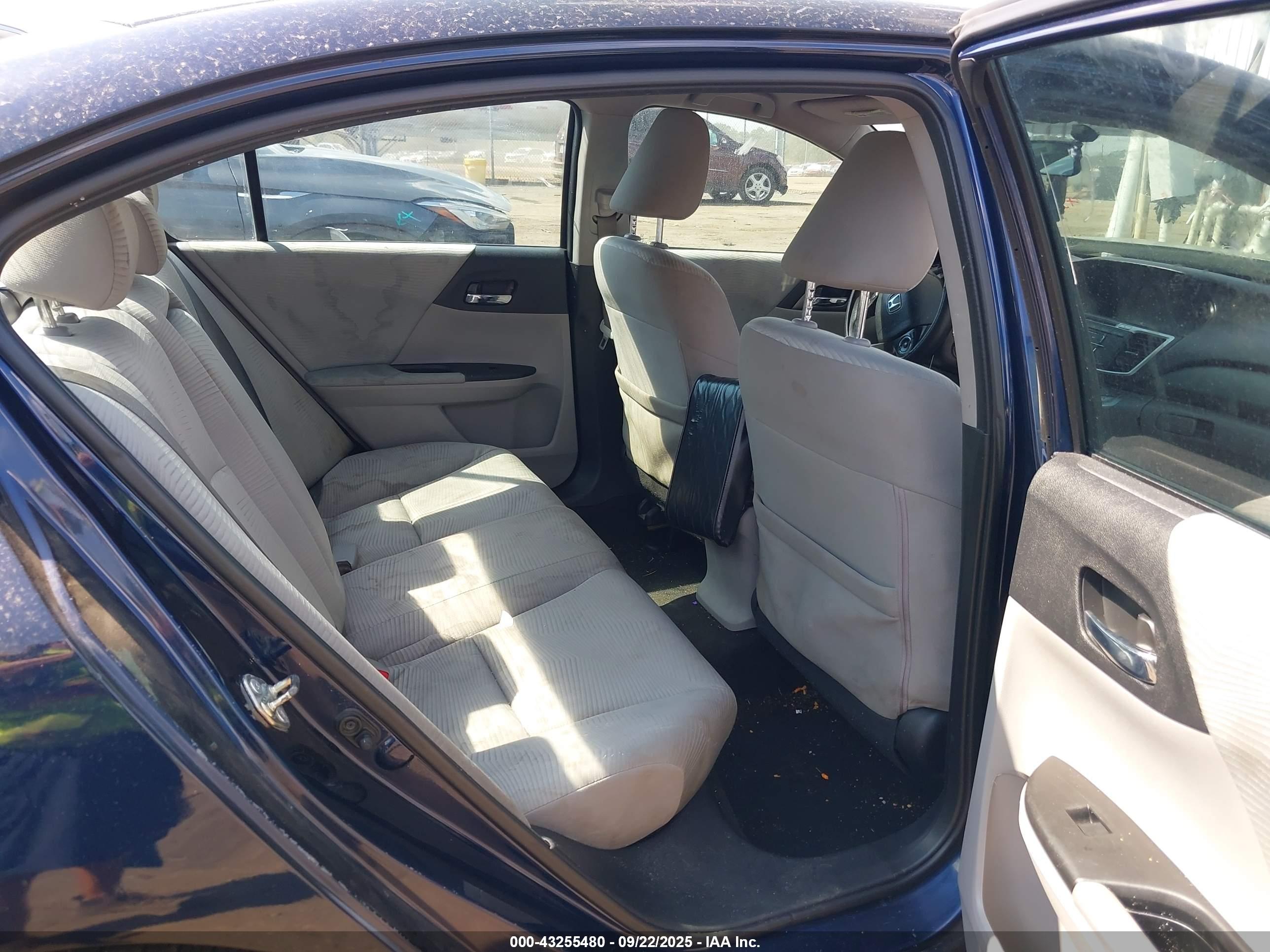 HONDA ACCORD image 8