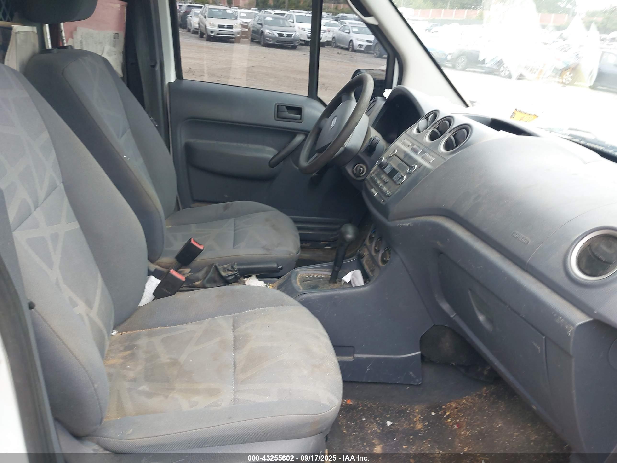 FORD TRANSIT image 5