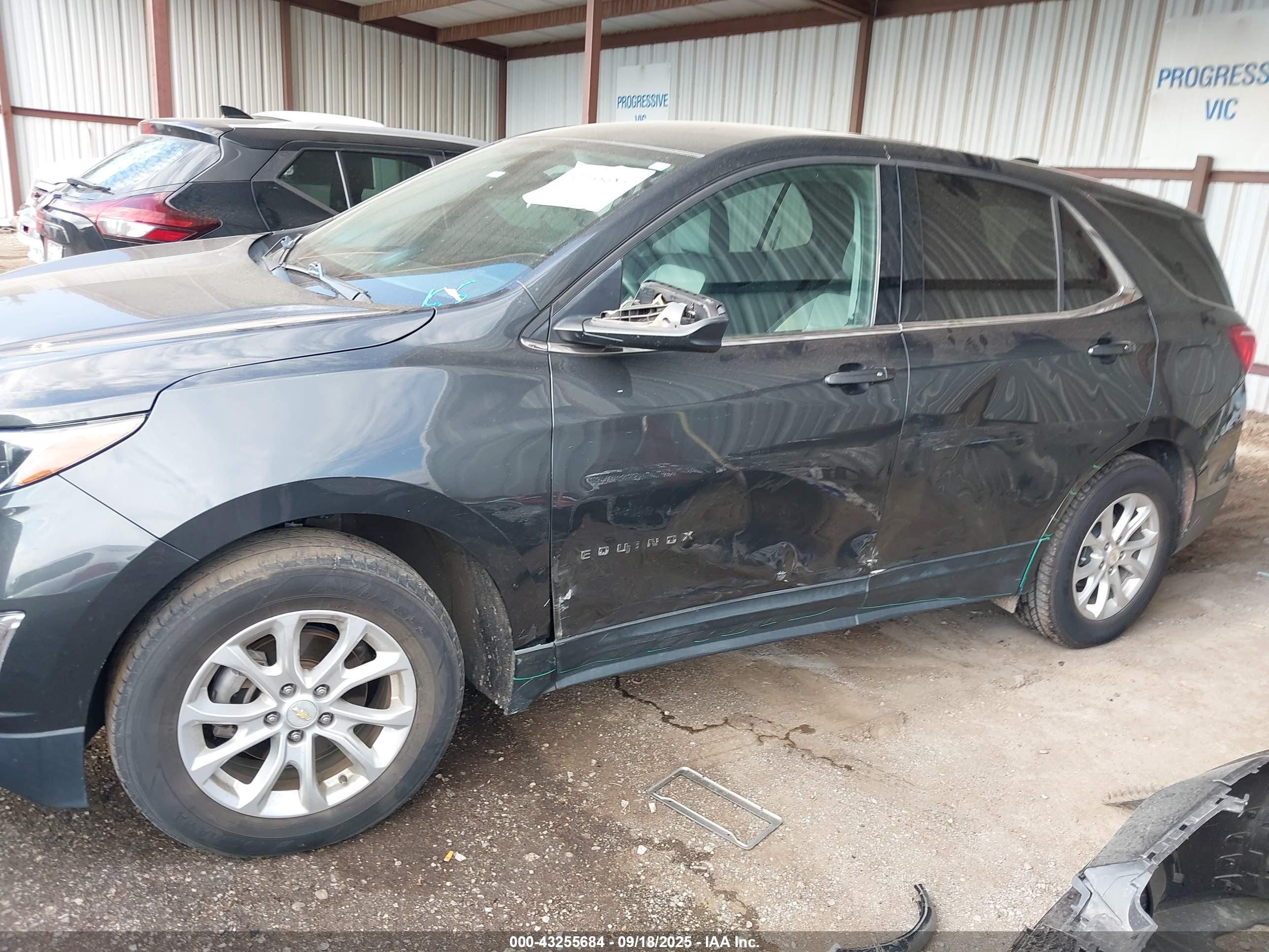CHEVROLET EQUINOX image 6