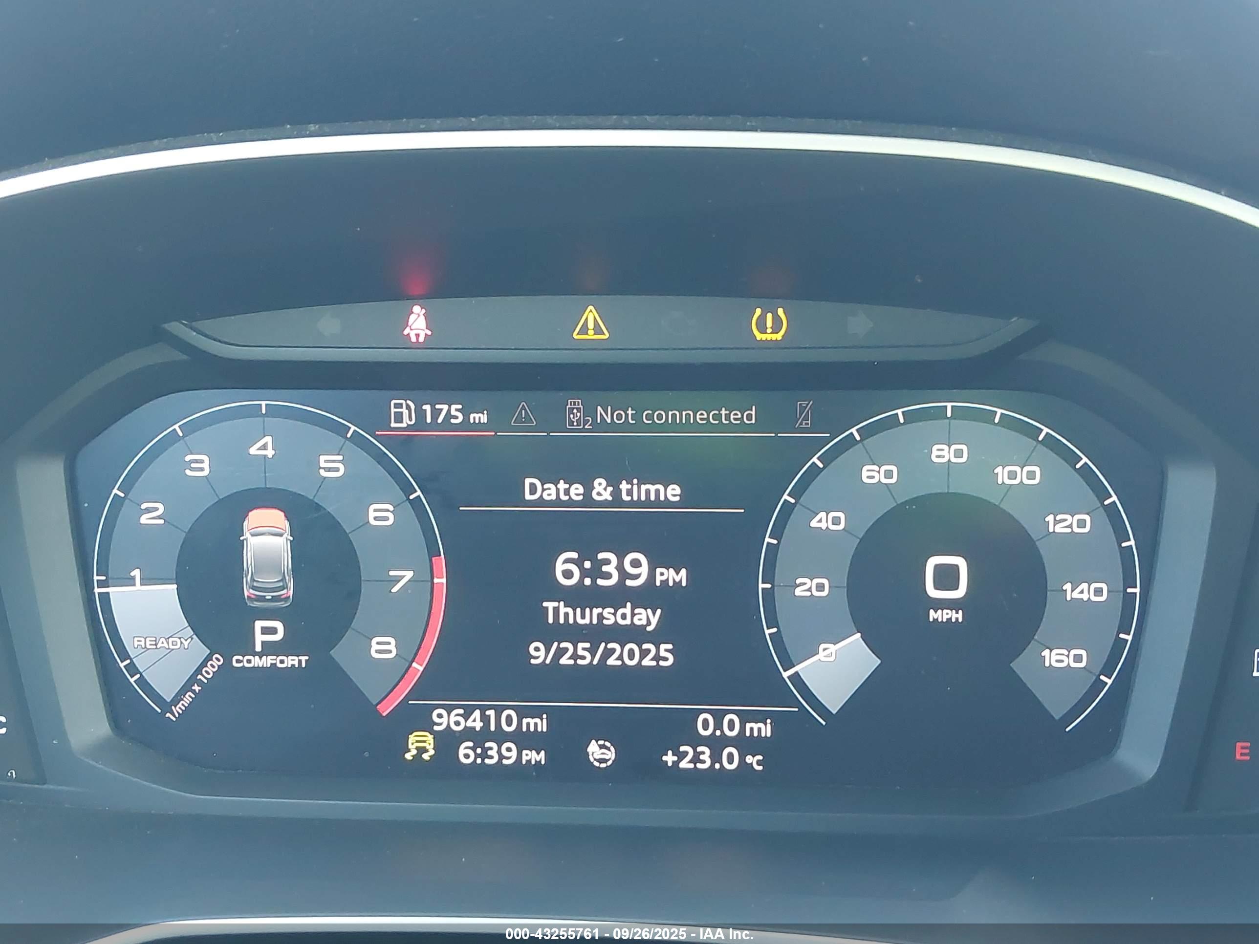 AUDI Q3 image 7