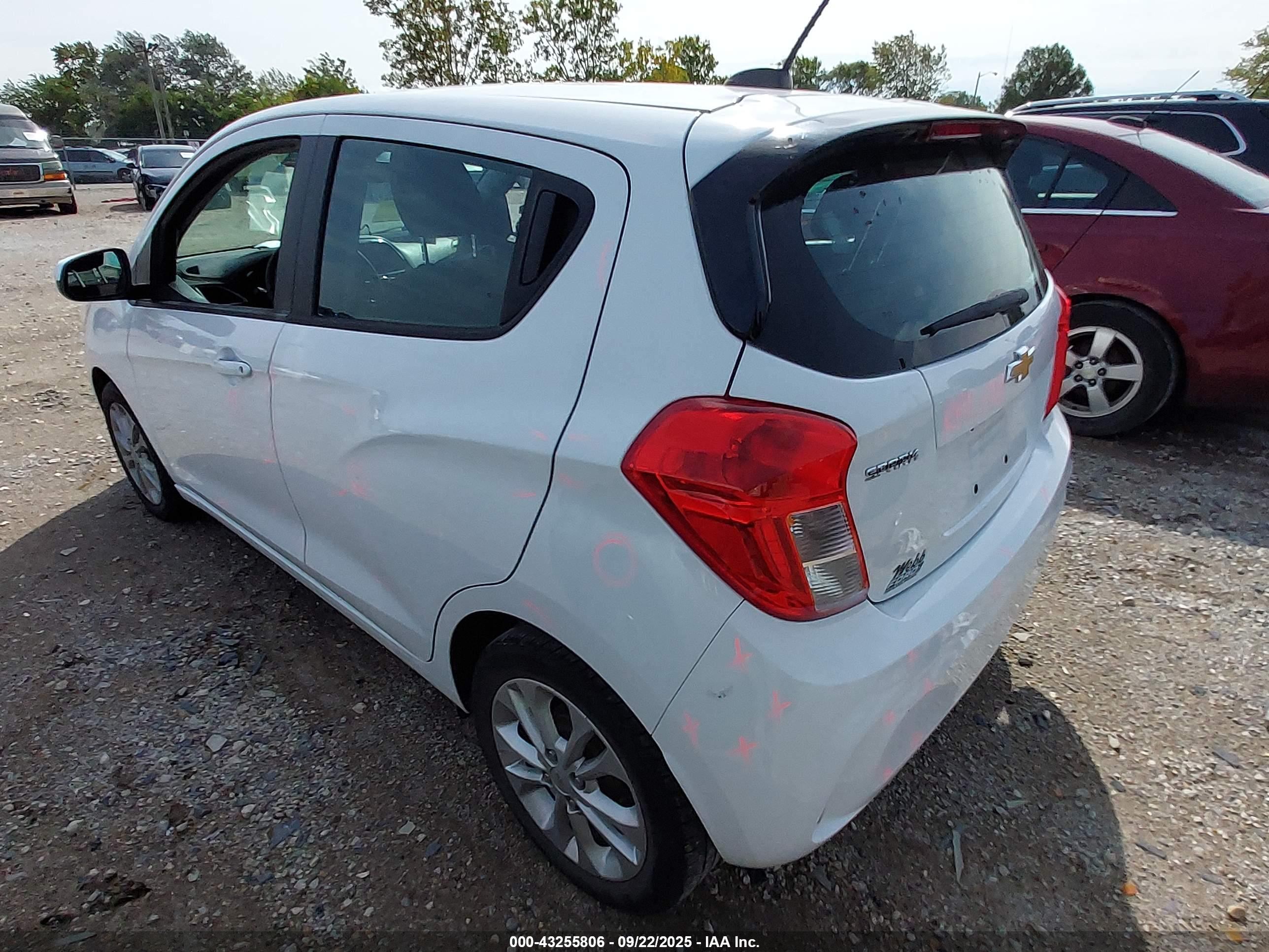 CHEVROLET SPARK image 3