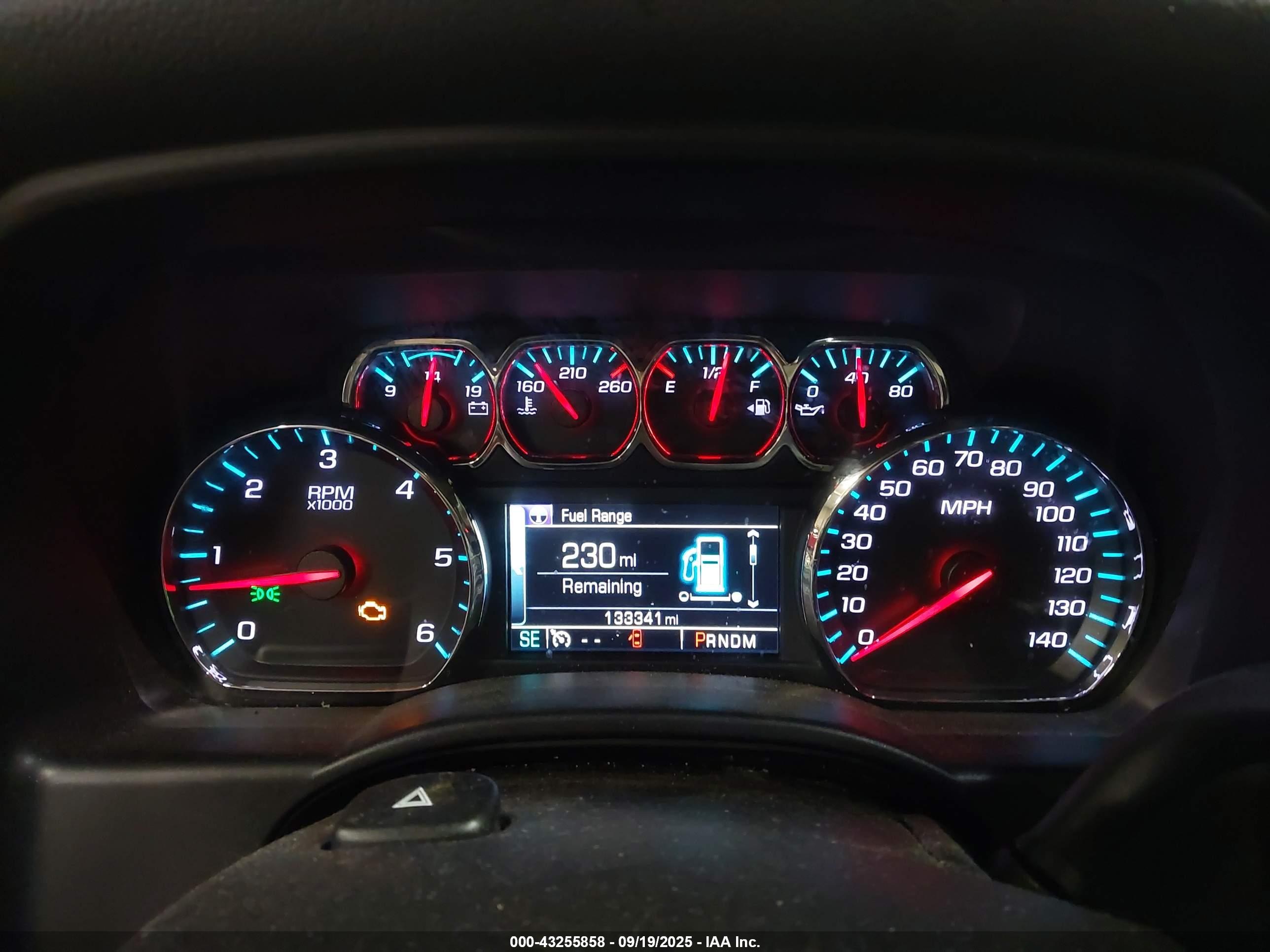 CHEVROLET SILVERADO image 7