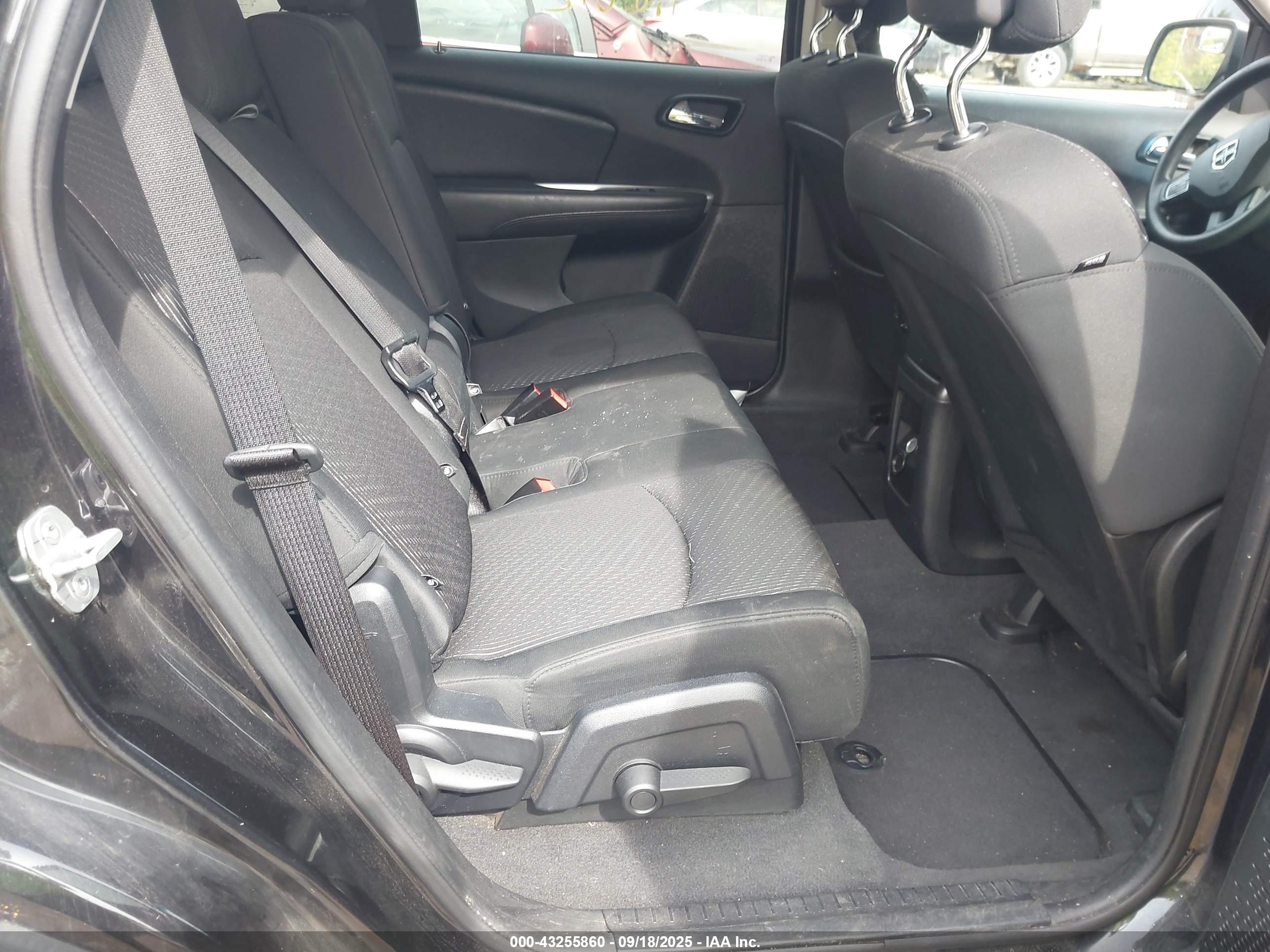 DODGE JOURNEY image 8