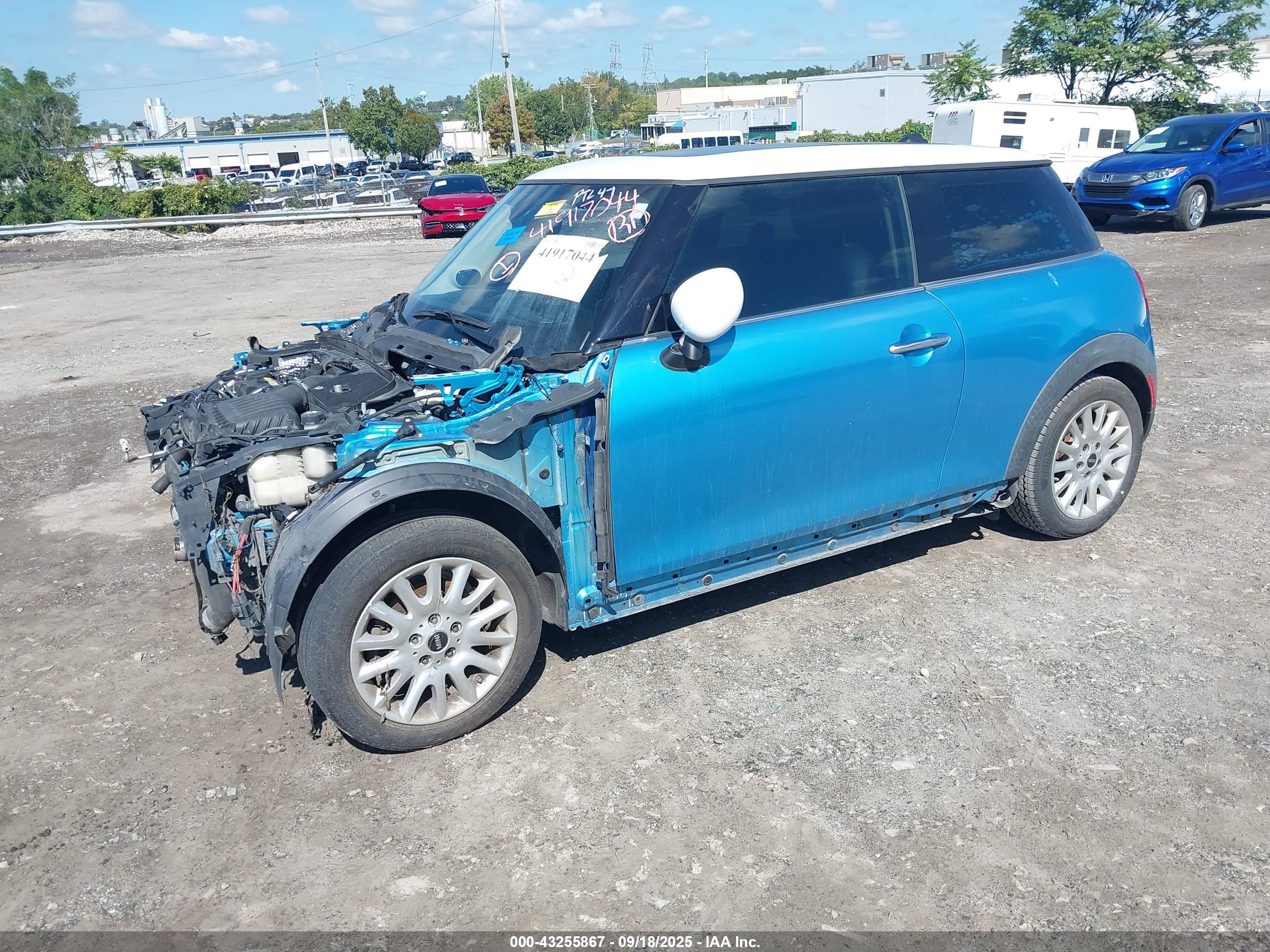 MINI HARDTOP image 2