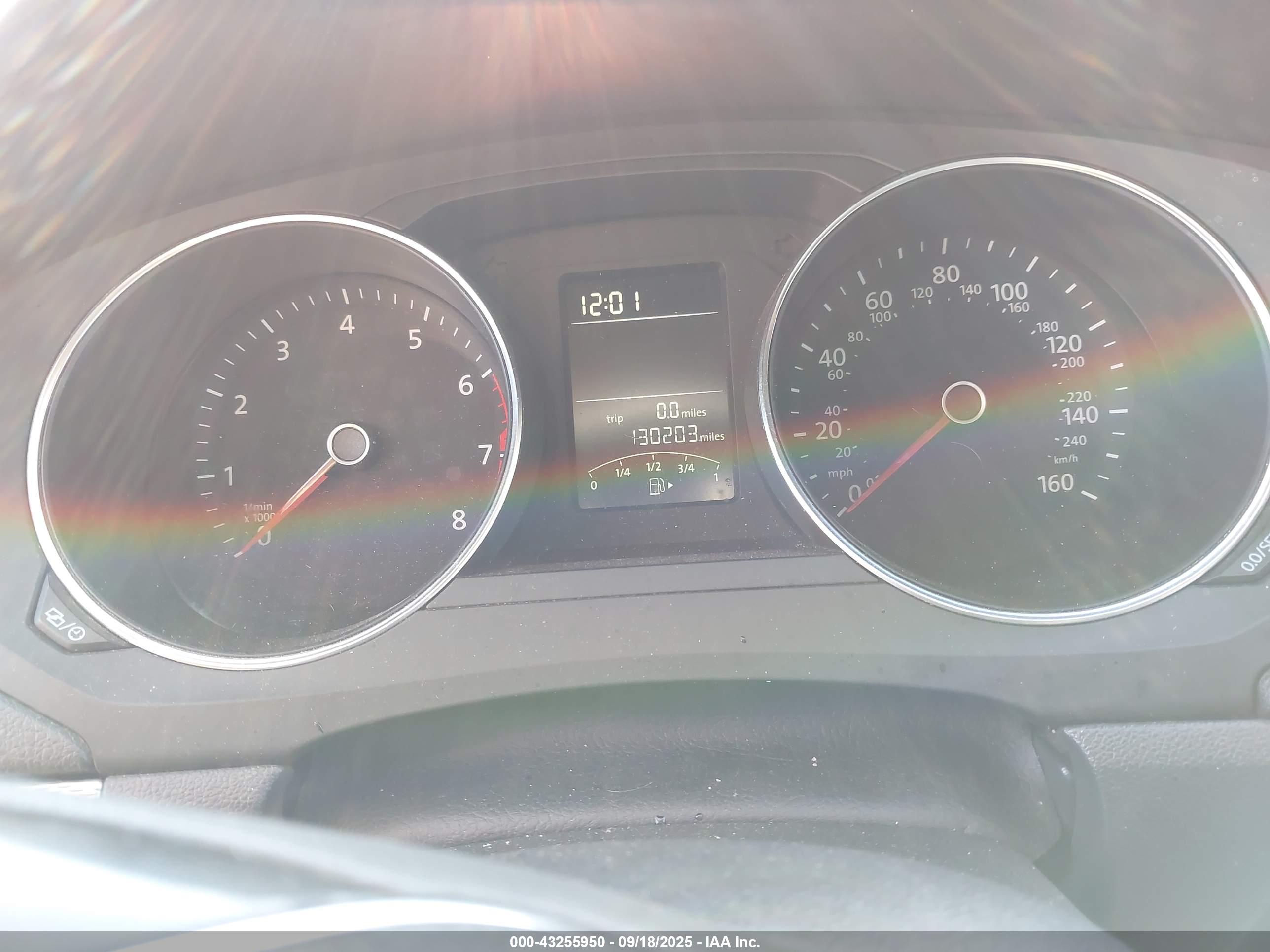 VOLKSWAGEN JETTA image 7