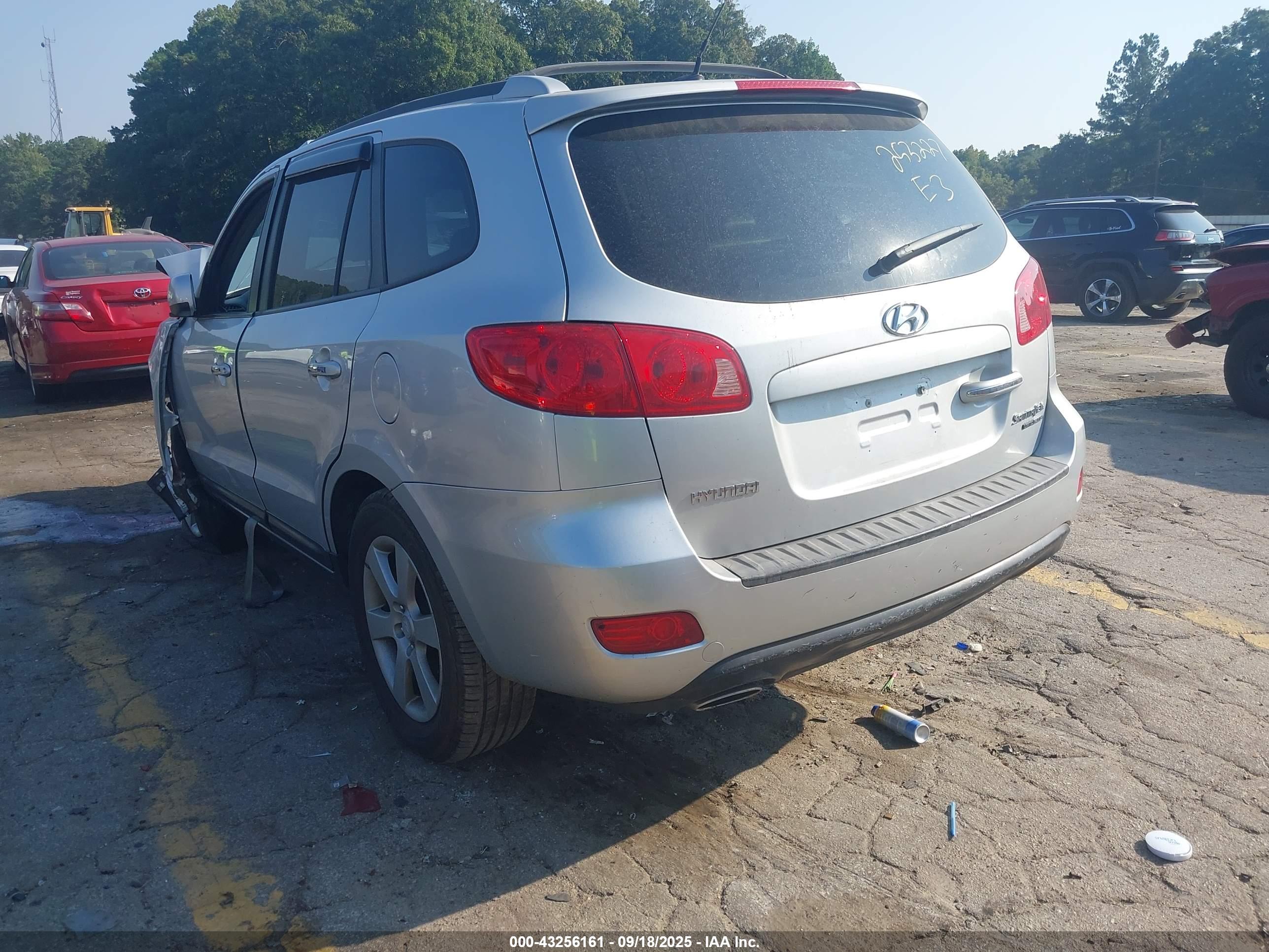 HYUNDAI SANTA image 3