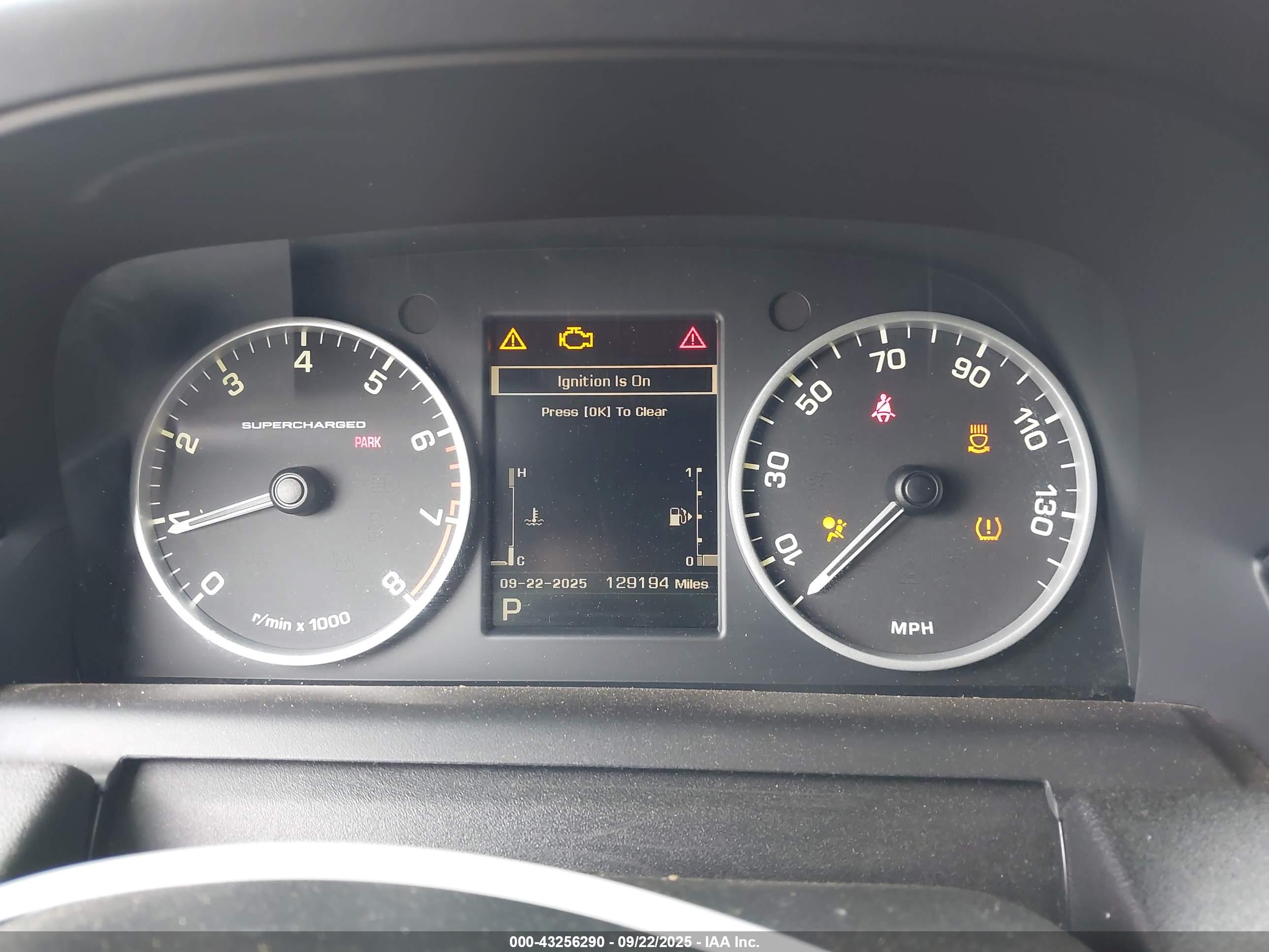 LAND ROVER image 7