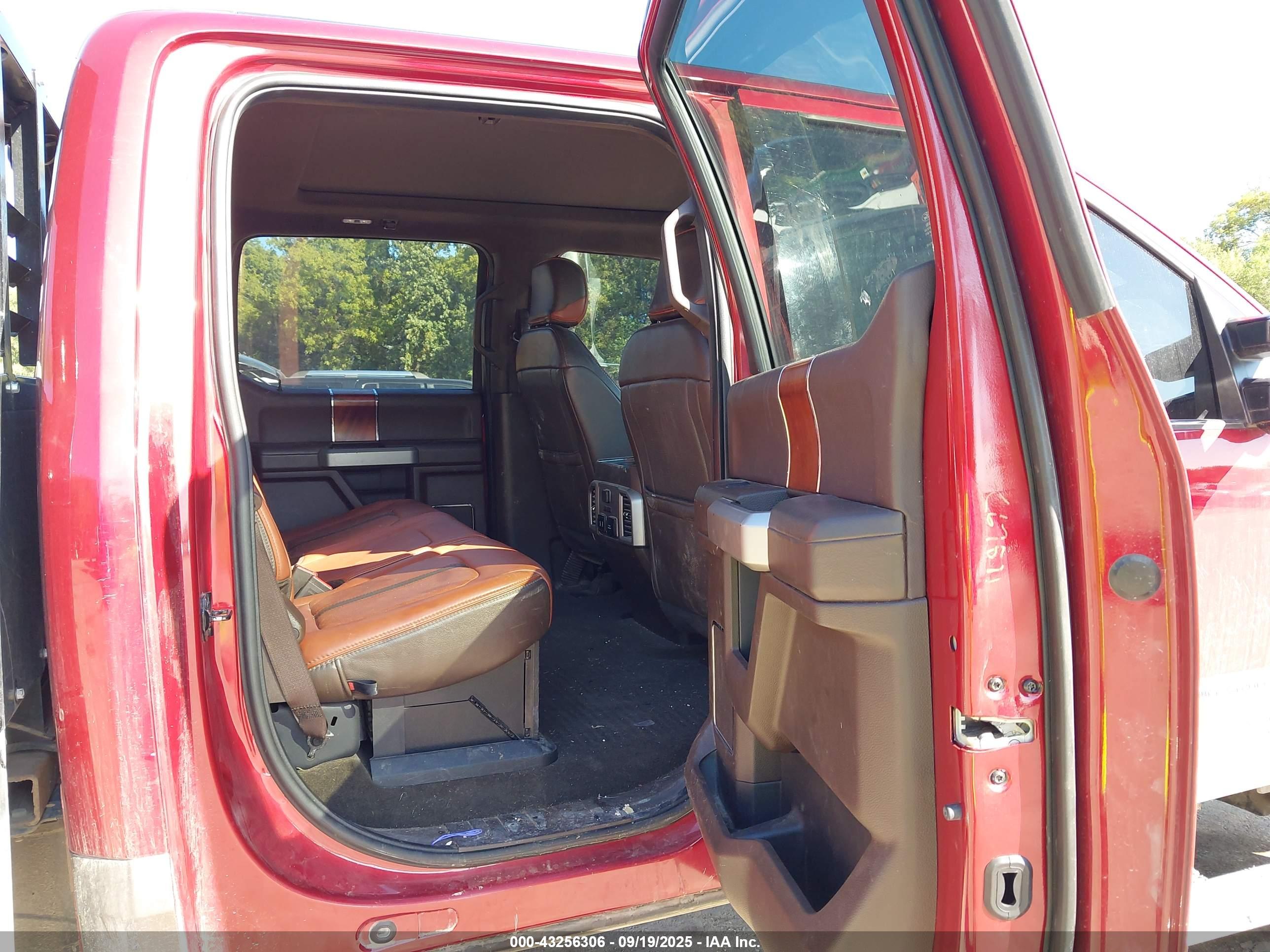 FORD F350 image 8