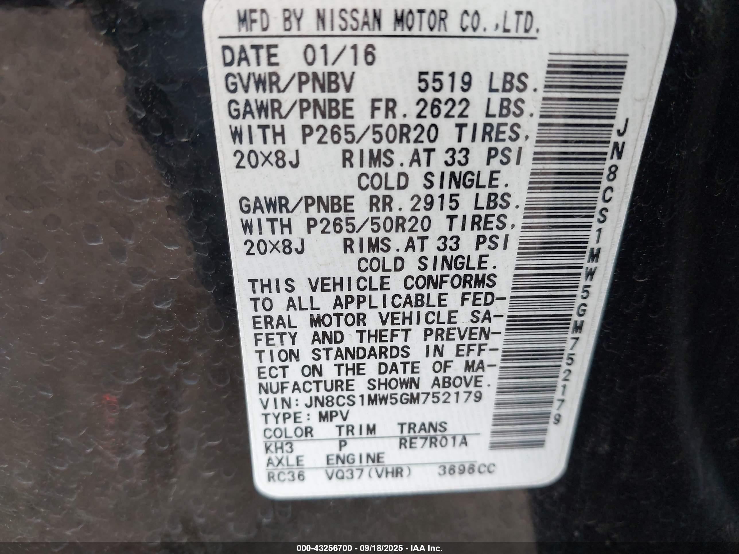 INFINITI QX70 image 9