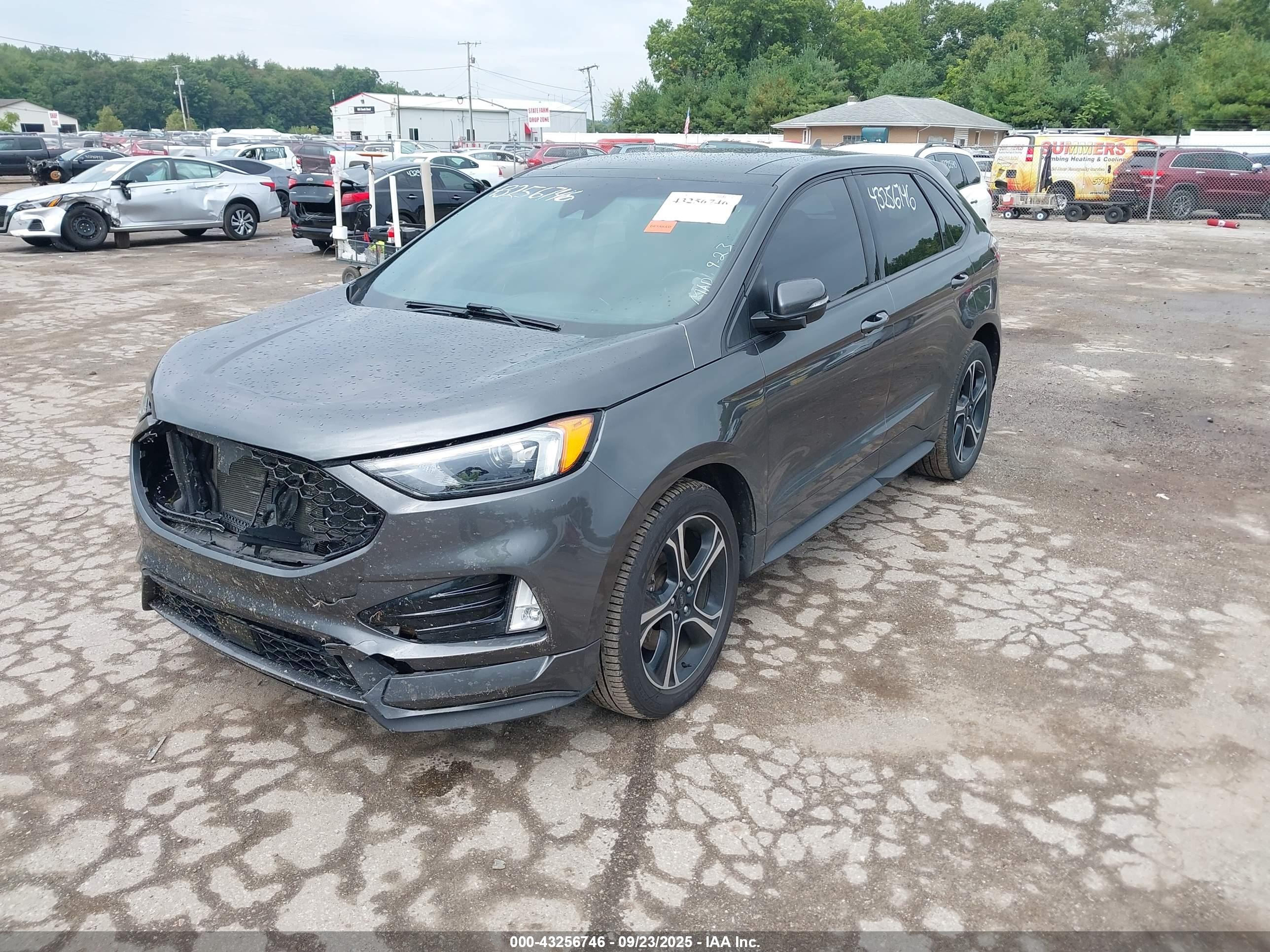 FORD EDGE image 2
