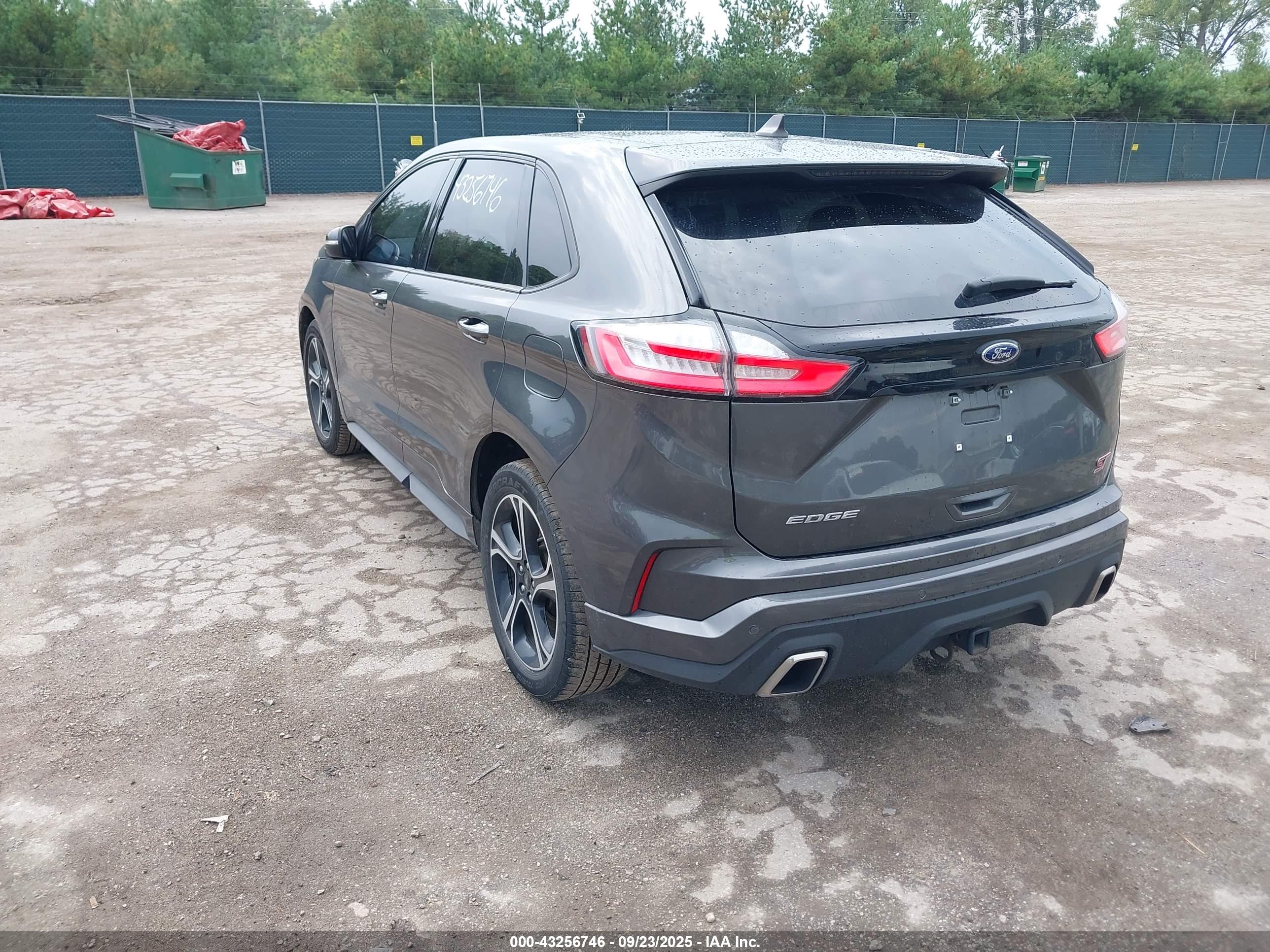 FORD EDGE image 3