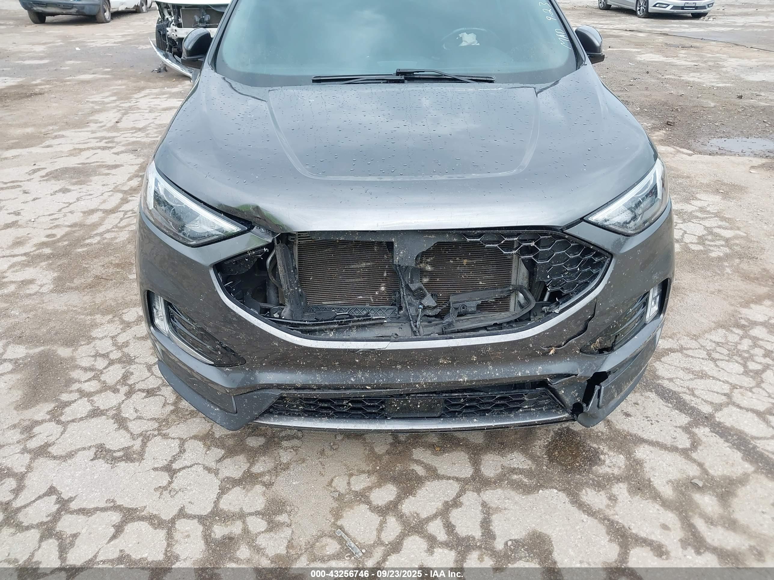 FORD EDGE image 6