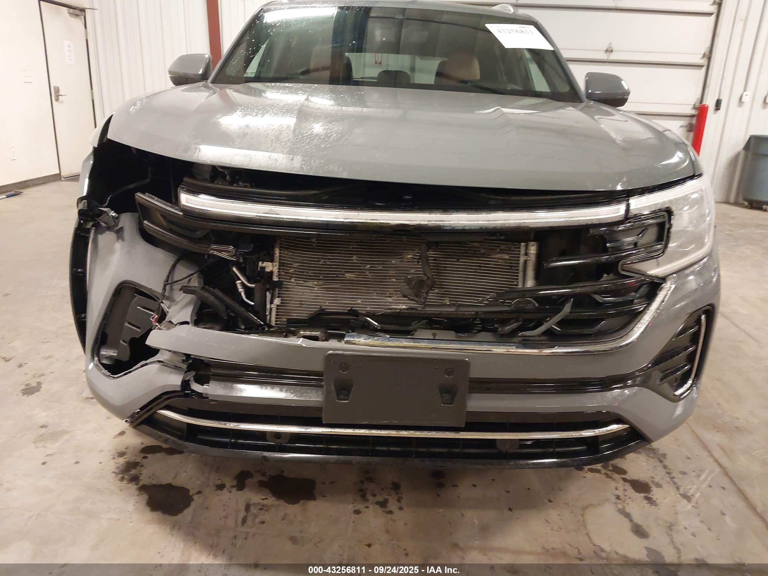 VOLKSWAGEN ATLAS image 6