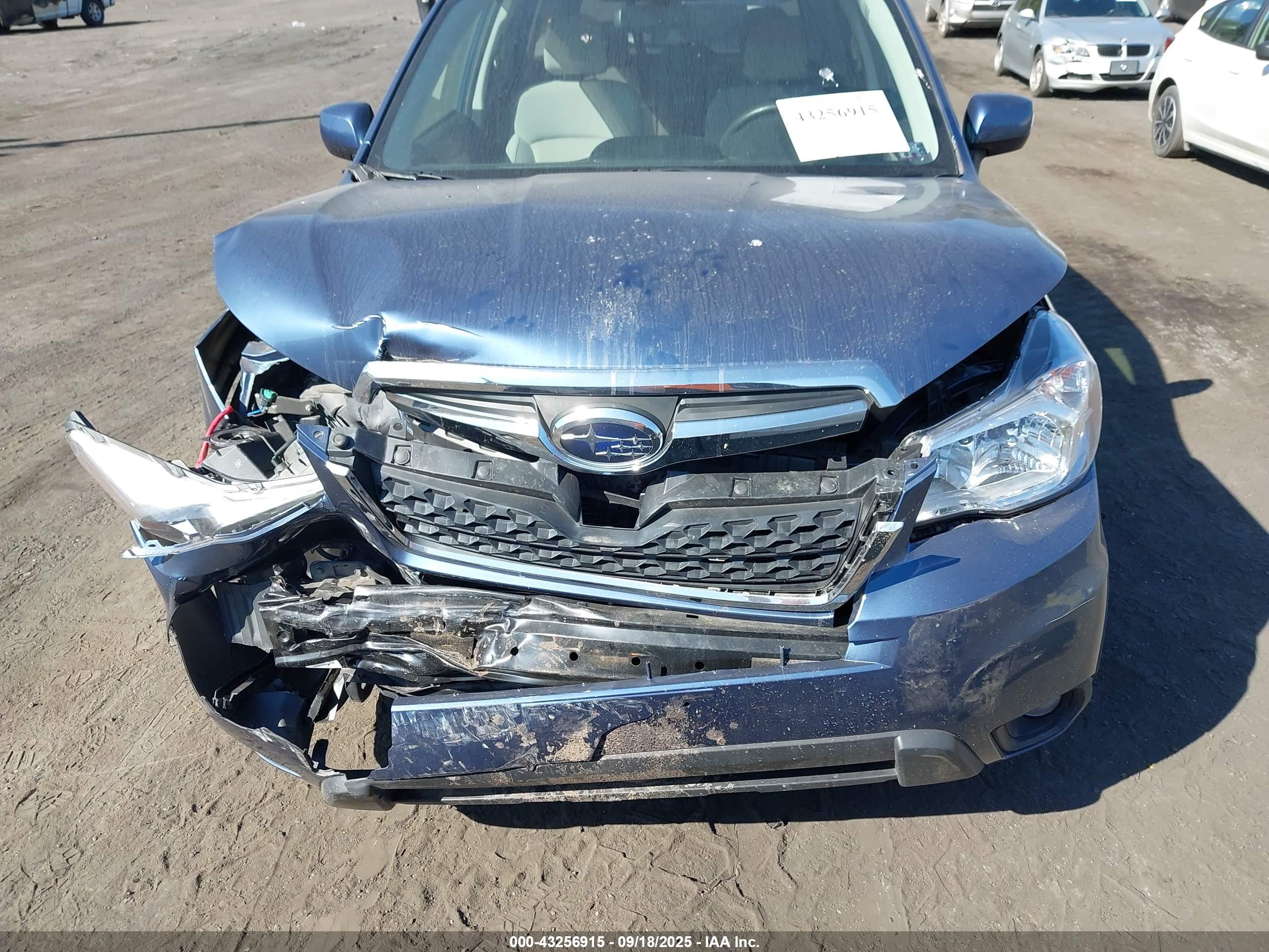 SUBARU FORESTER image 6