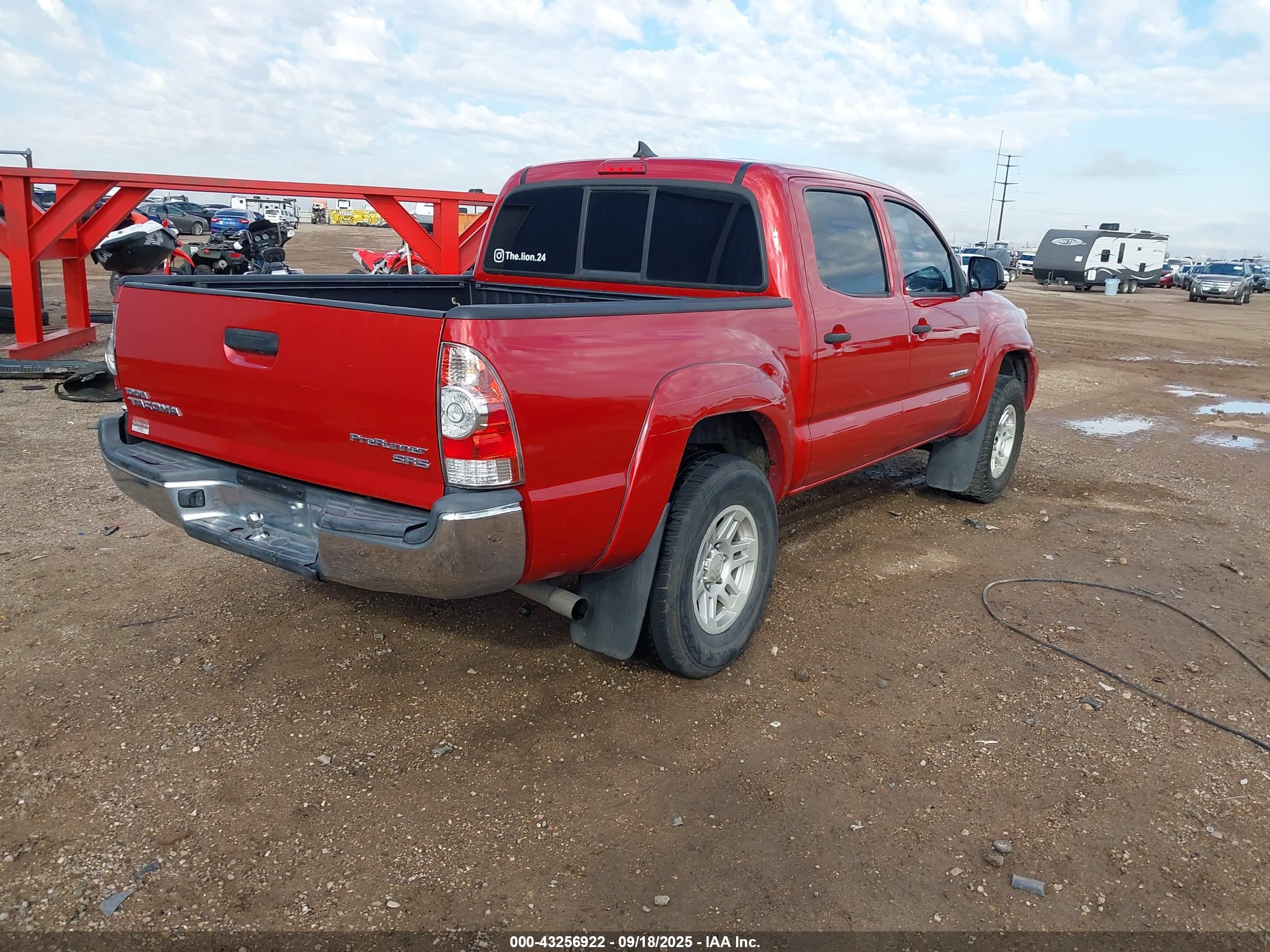 TOYOTA TACOMA image 4
