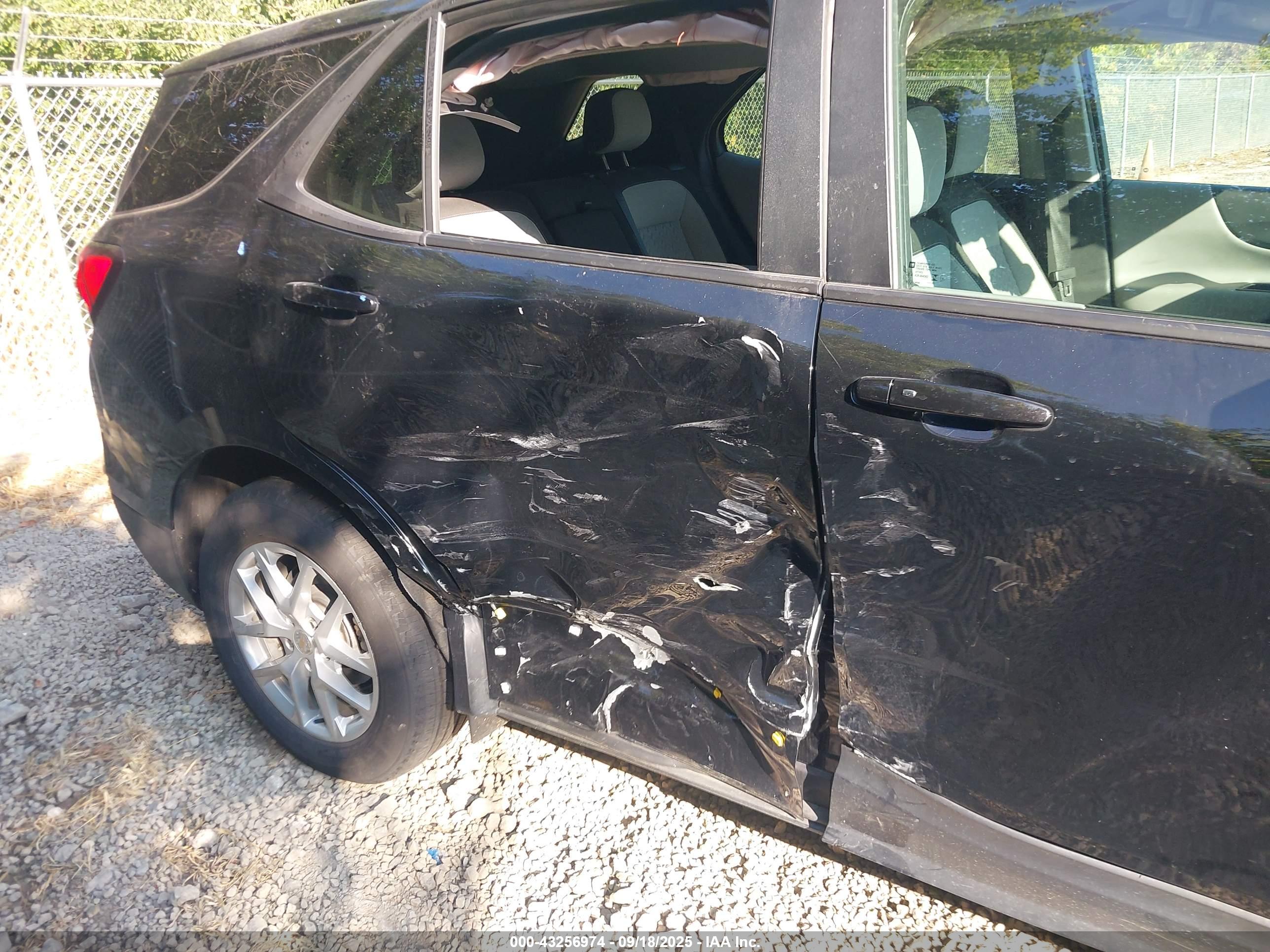 CHEVROLET EQUINOX image 6