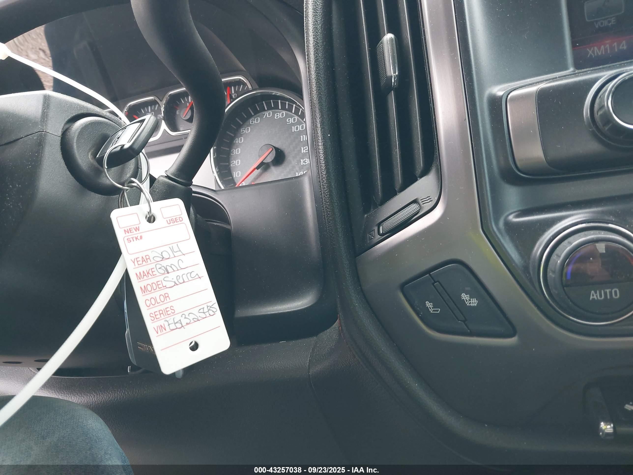 GMC SIERRA image 11