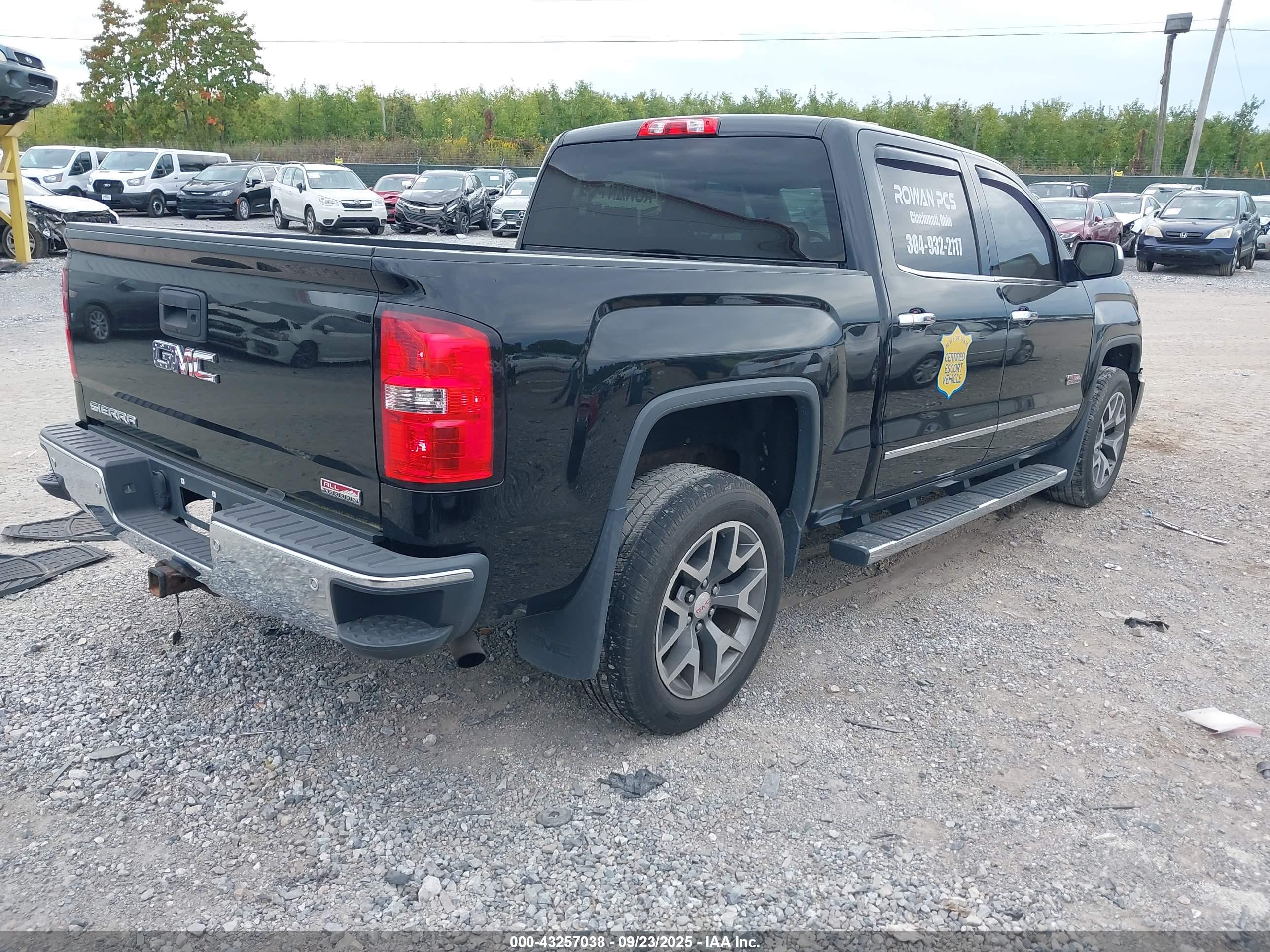 GMC SIERRA image 4