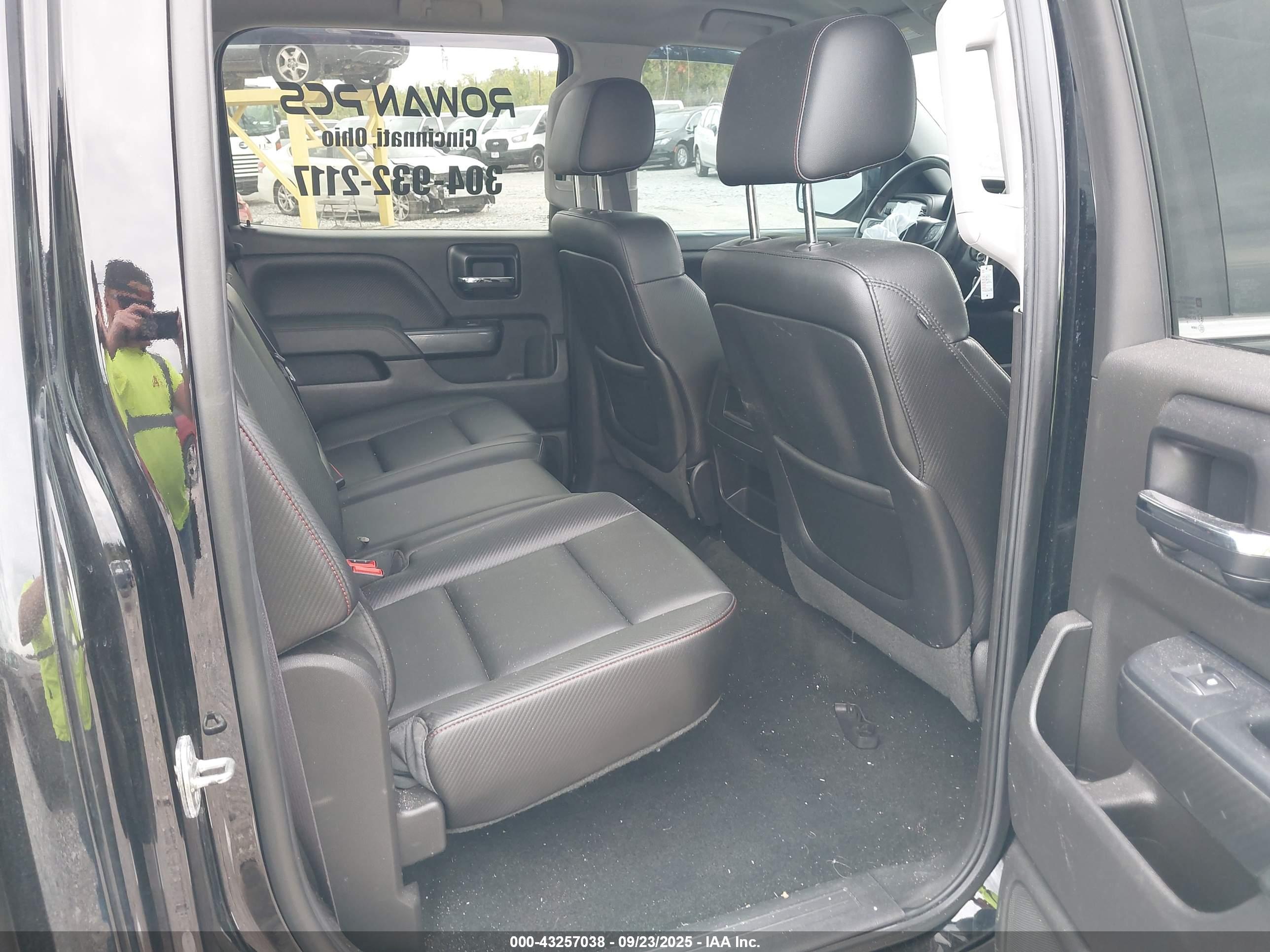 GMC SIERRA image 8